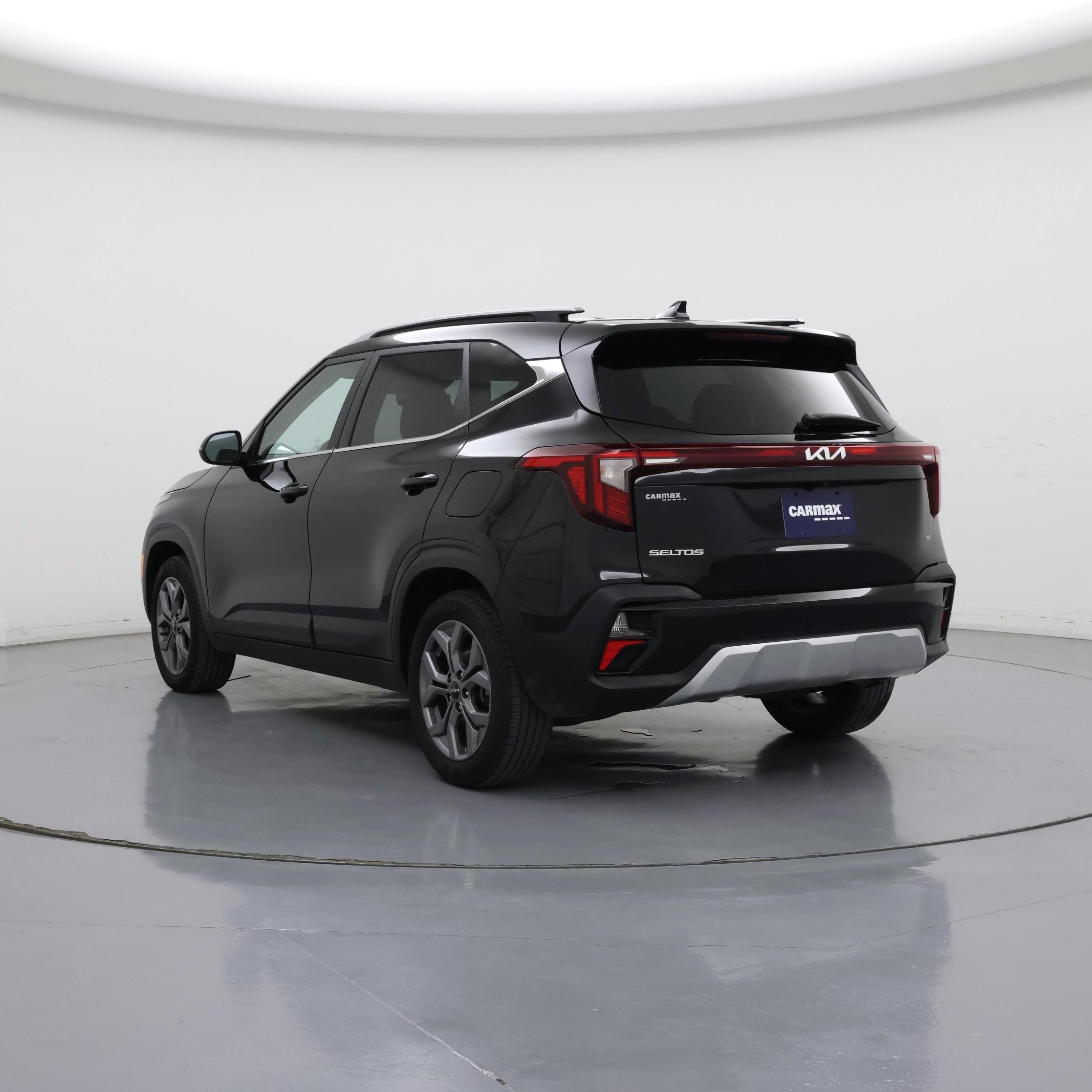 Thumbnail: 2024 Kia Seltos - 2