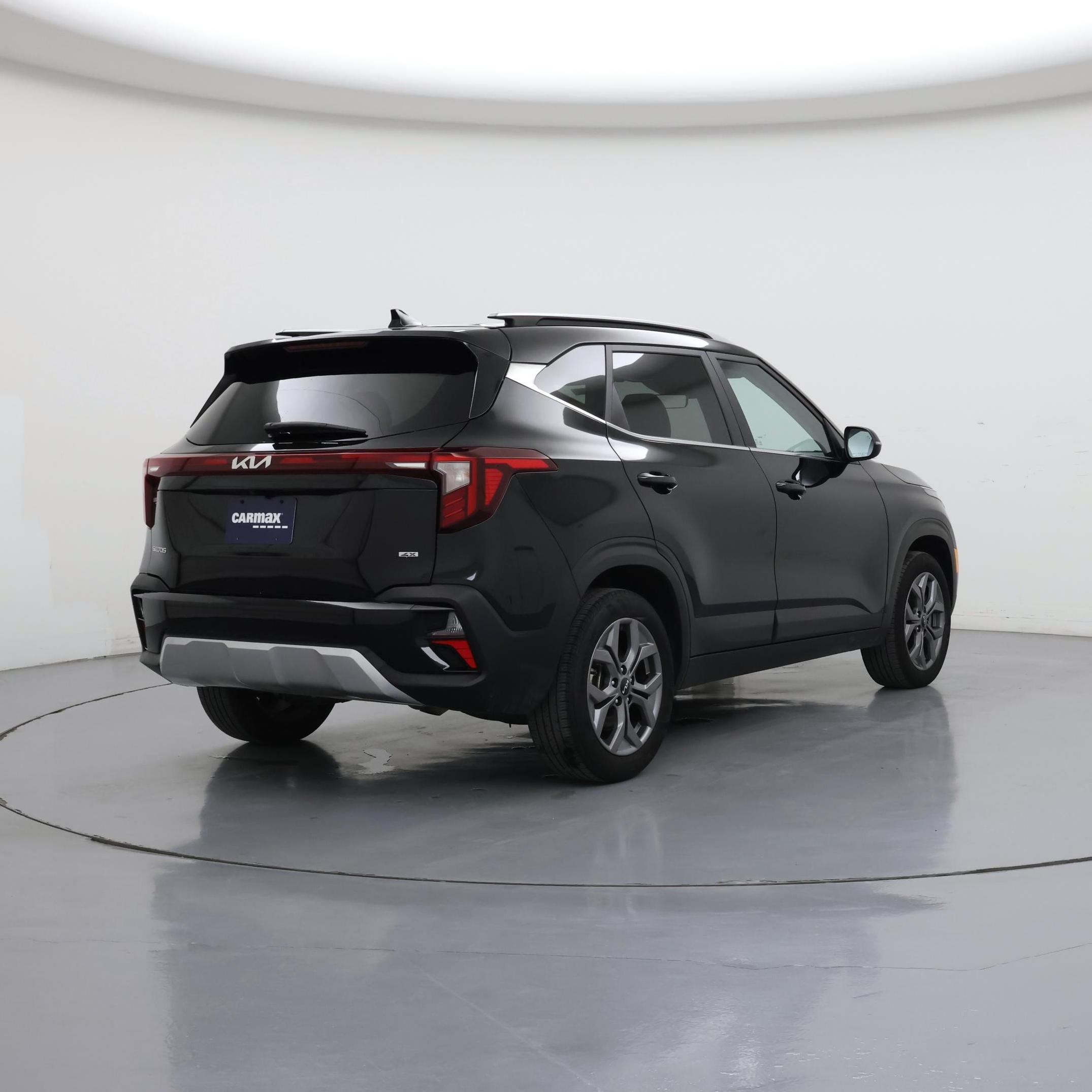 Thumbnail: 2024 Kia Seltos - 8