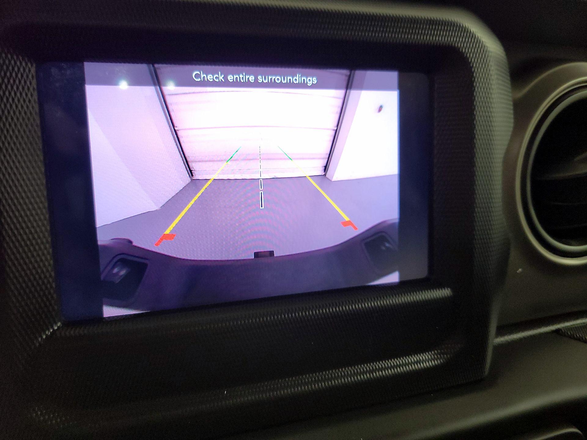 Thumbnail: 2022 Jeep Gladiator - 14