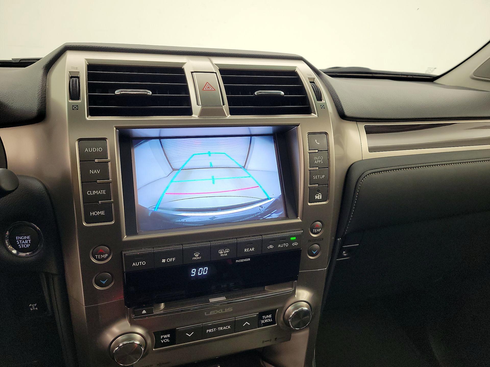 Thumbnail: 2014 Lexus GX - 15