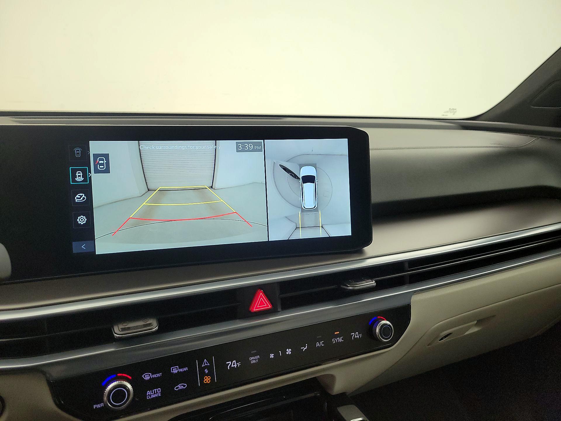 Thumbnail: 2025 Kia Sorento - 15