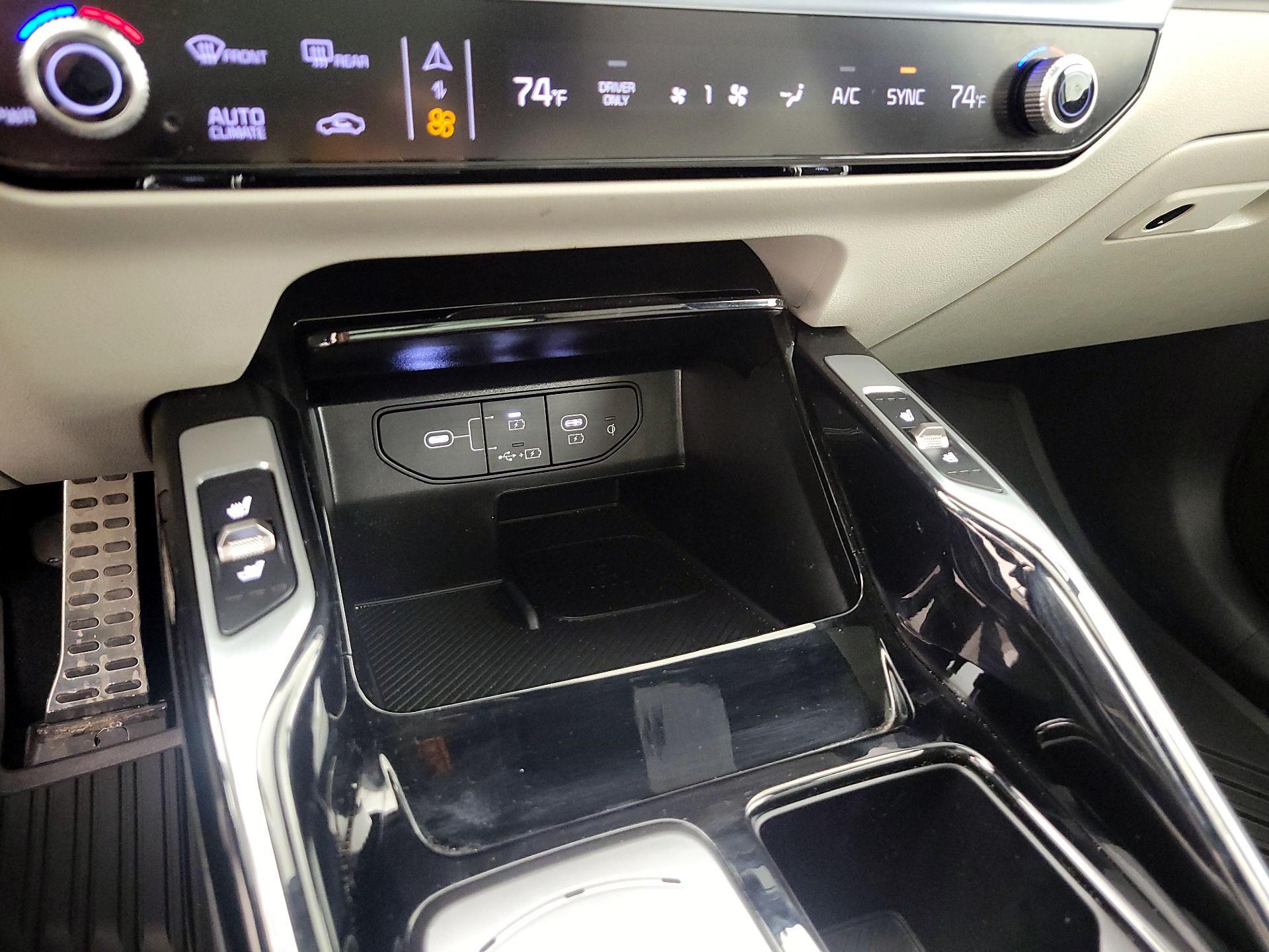 Thumbnail: 2025 Kia Sorento - 19