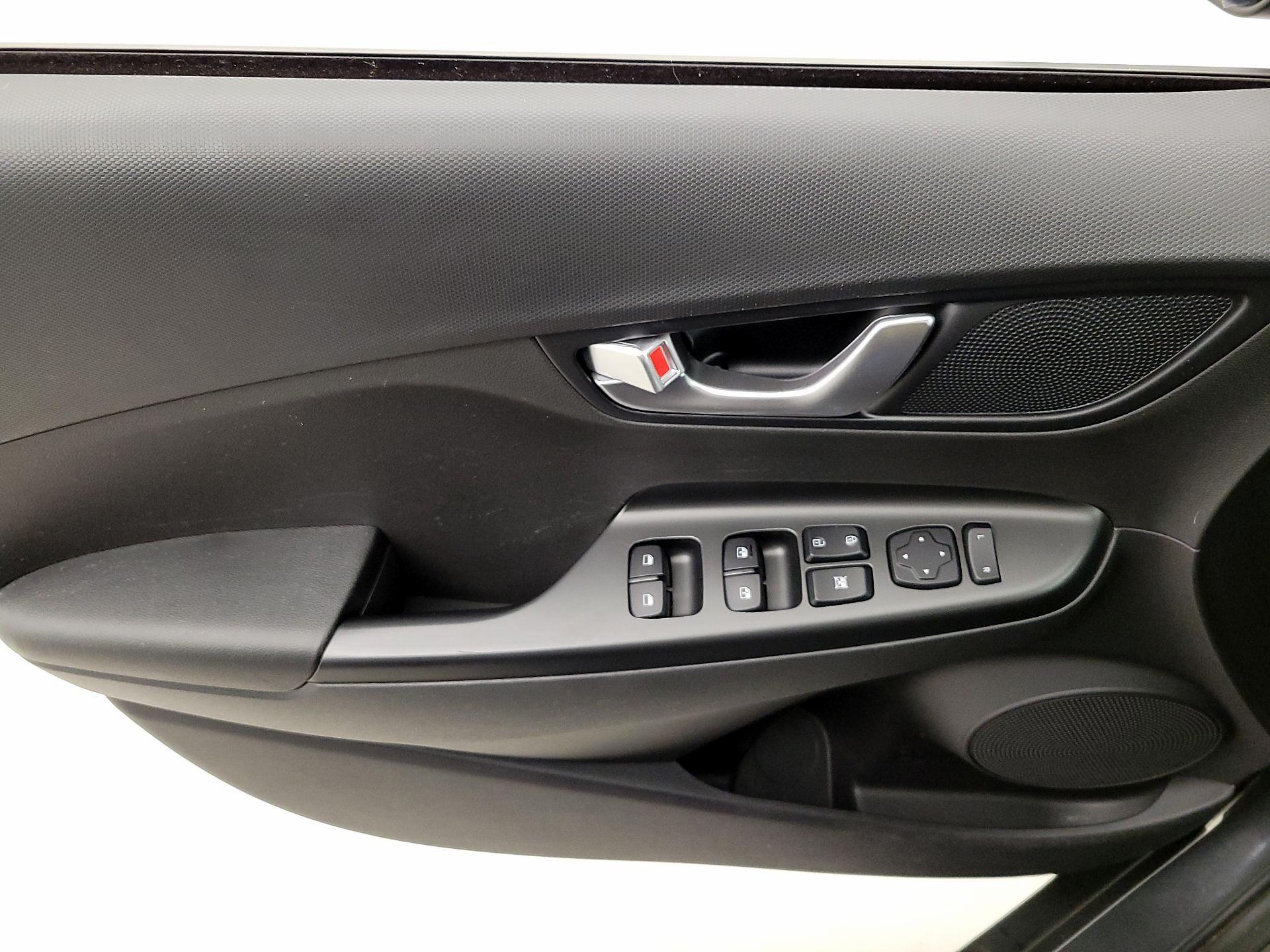 Thumbnail: 2023 Hyundai Kona - 12