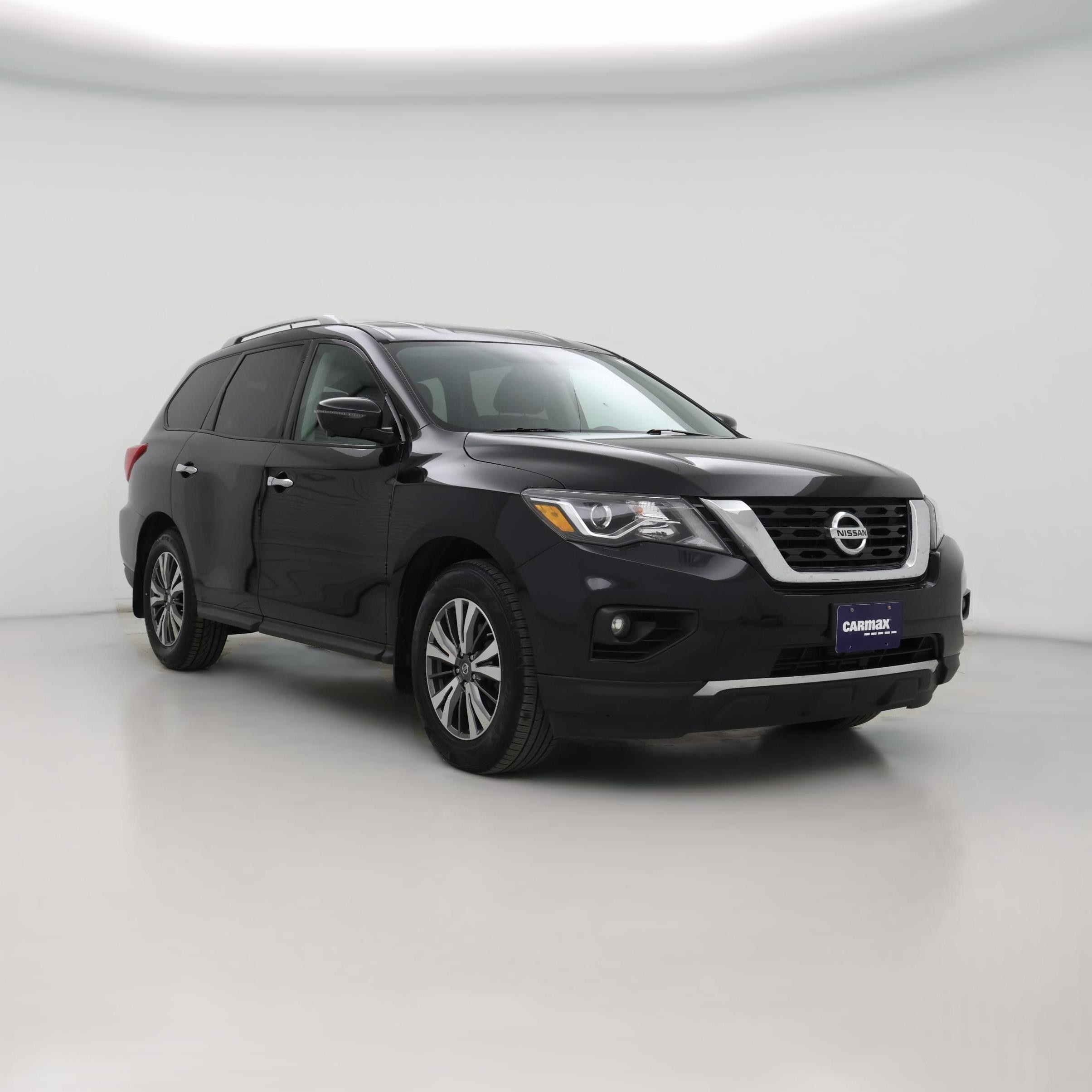 Thumbnail: 2017 Nissan Pathfinder - 1