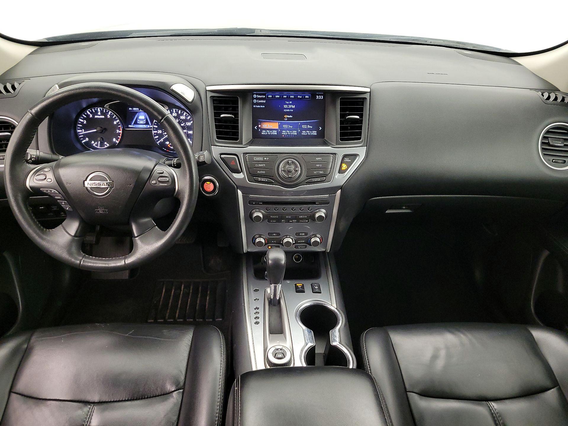 Thumbnail: 2017 Nissan Pathfinder - 9