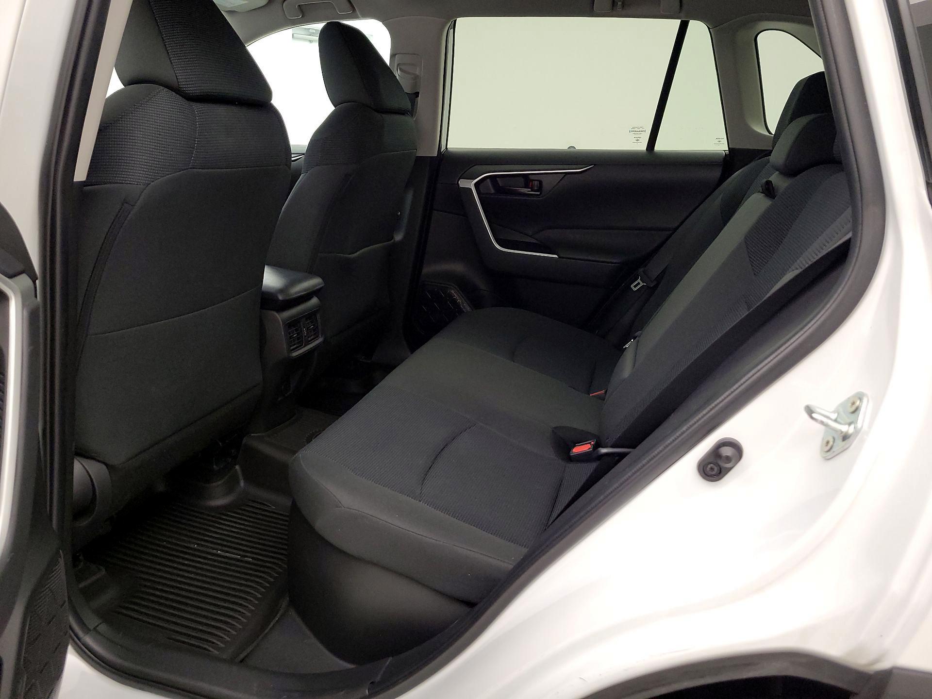 Thumbnail: 2024 Toyota RAV4 - 20