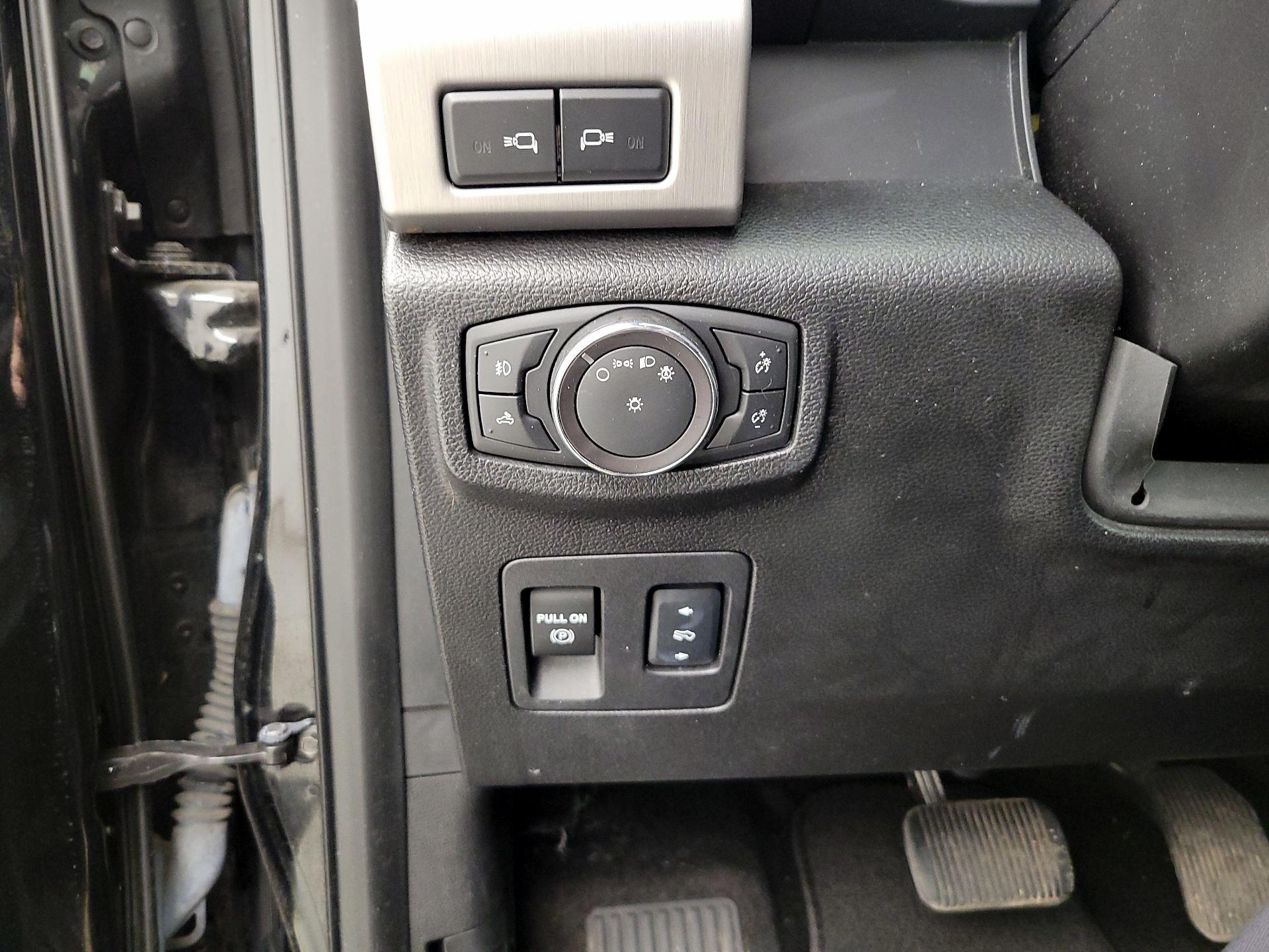 Thumbnail: 2018 Ford F-150 - 13