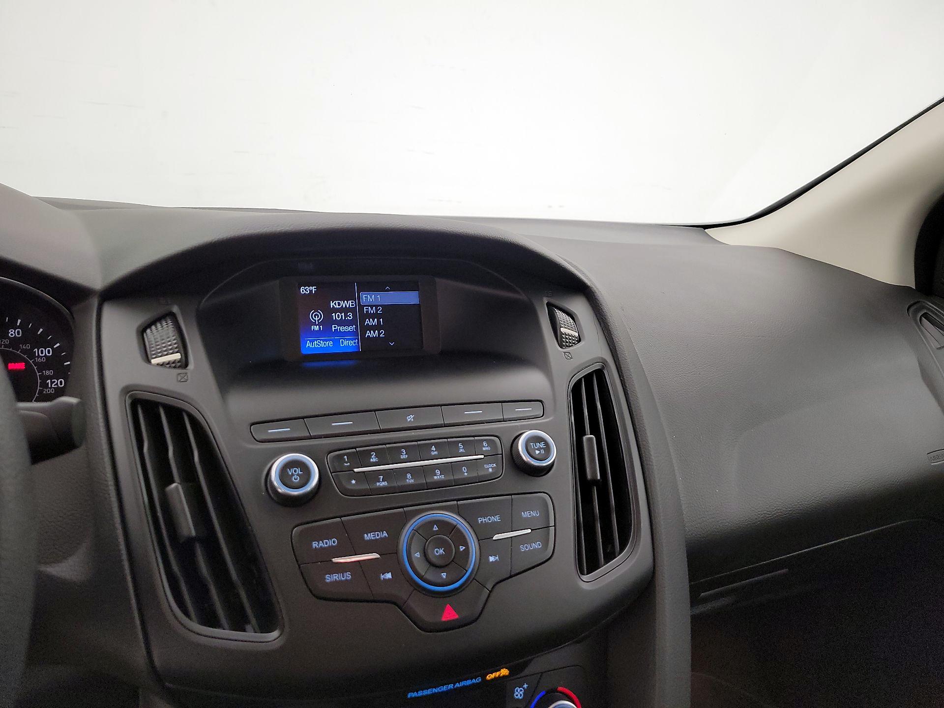 Thumbnail: 2018 Ford Focus - 15