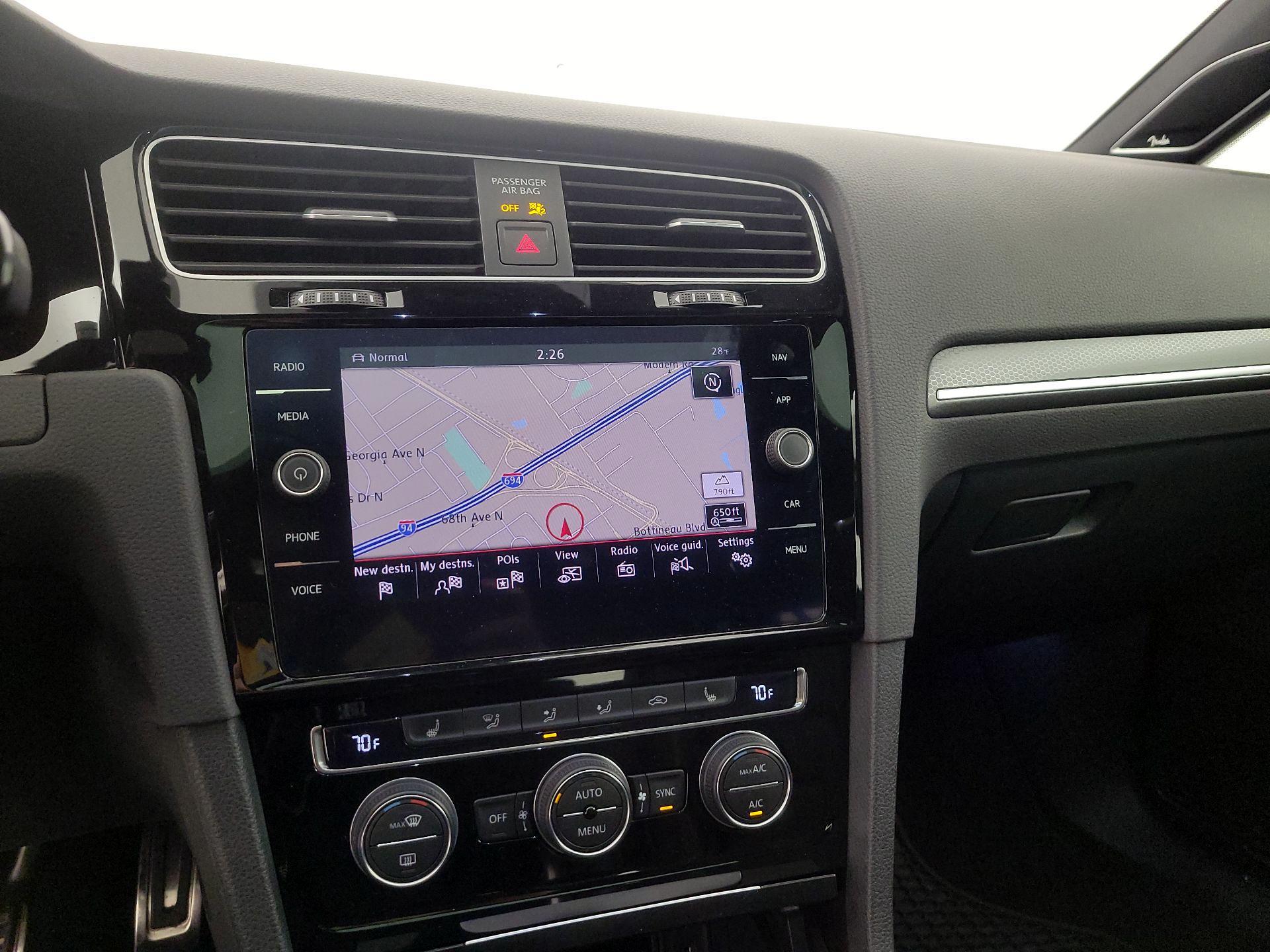 Thumbnail: 2019 Volkswagen Golf - 14