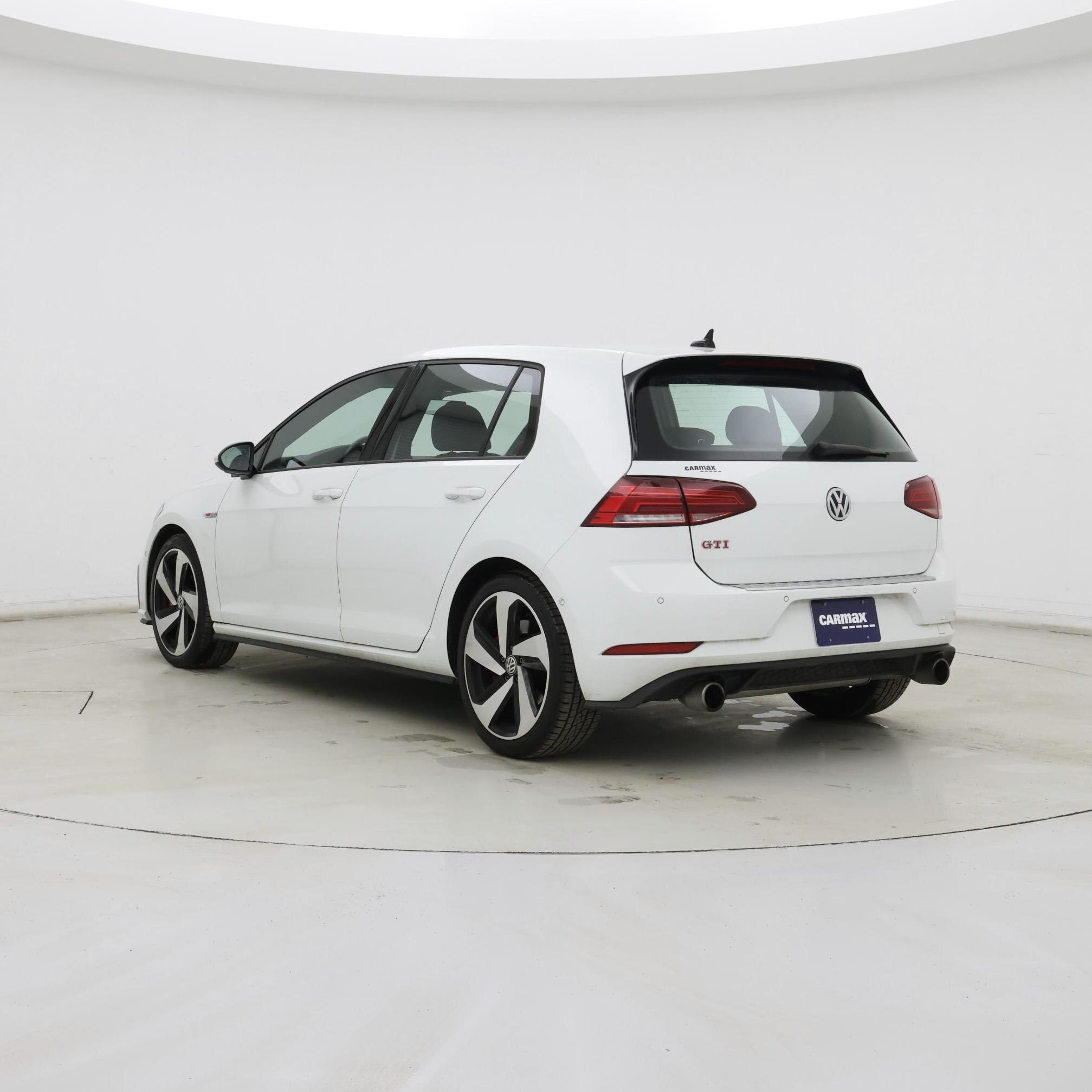 Thumbnail: 2019 Volkswagen Golf - 2