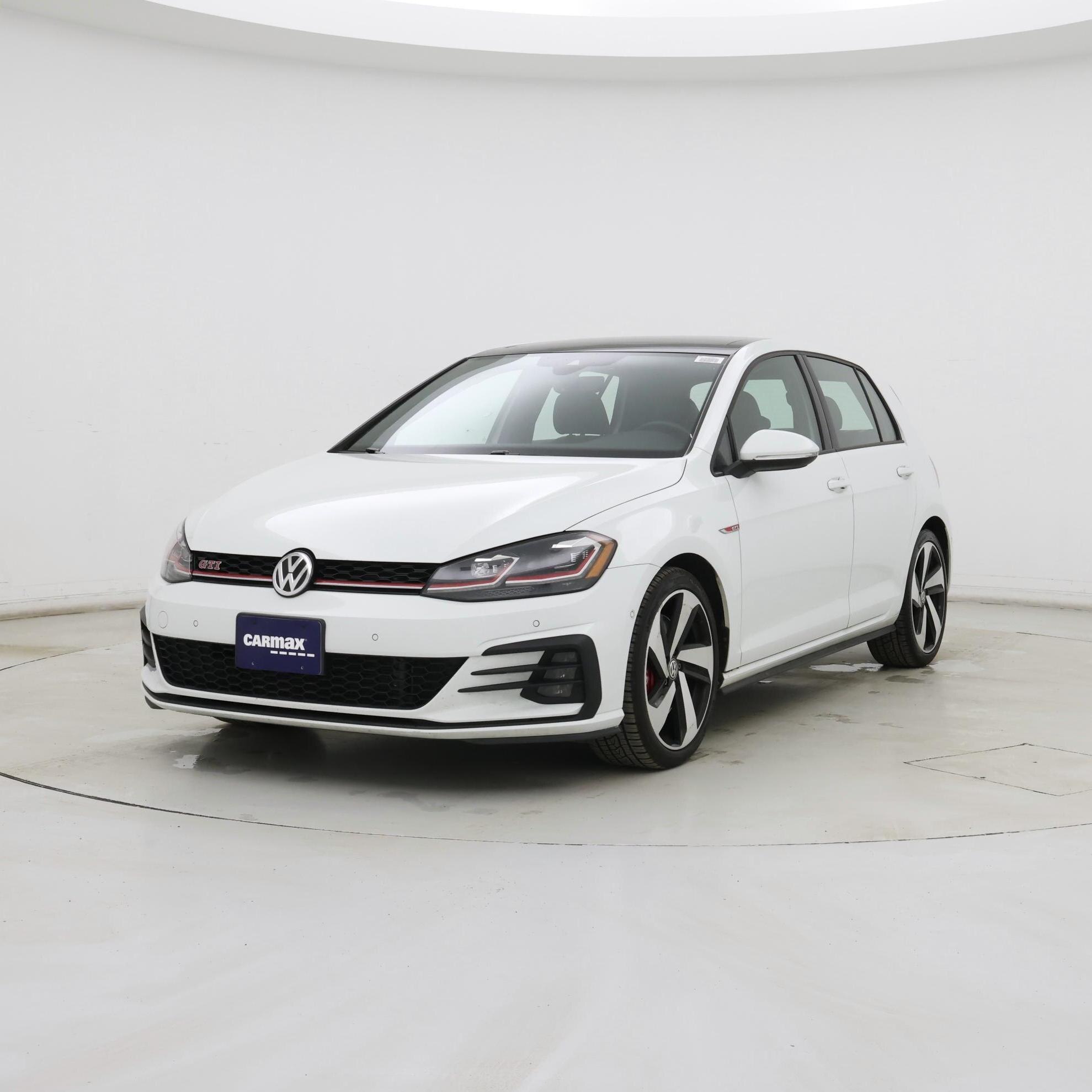 Thumbnail: 2019 Volkswagen Golf - 4
