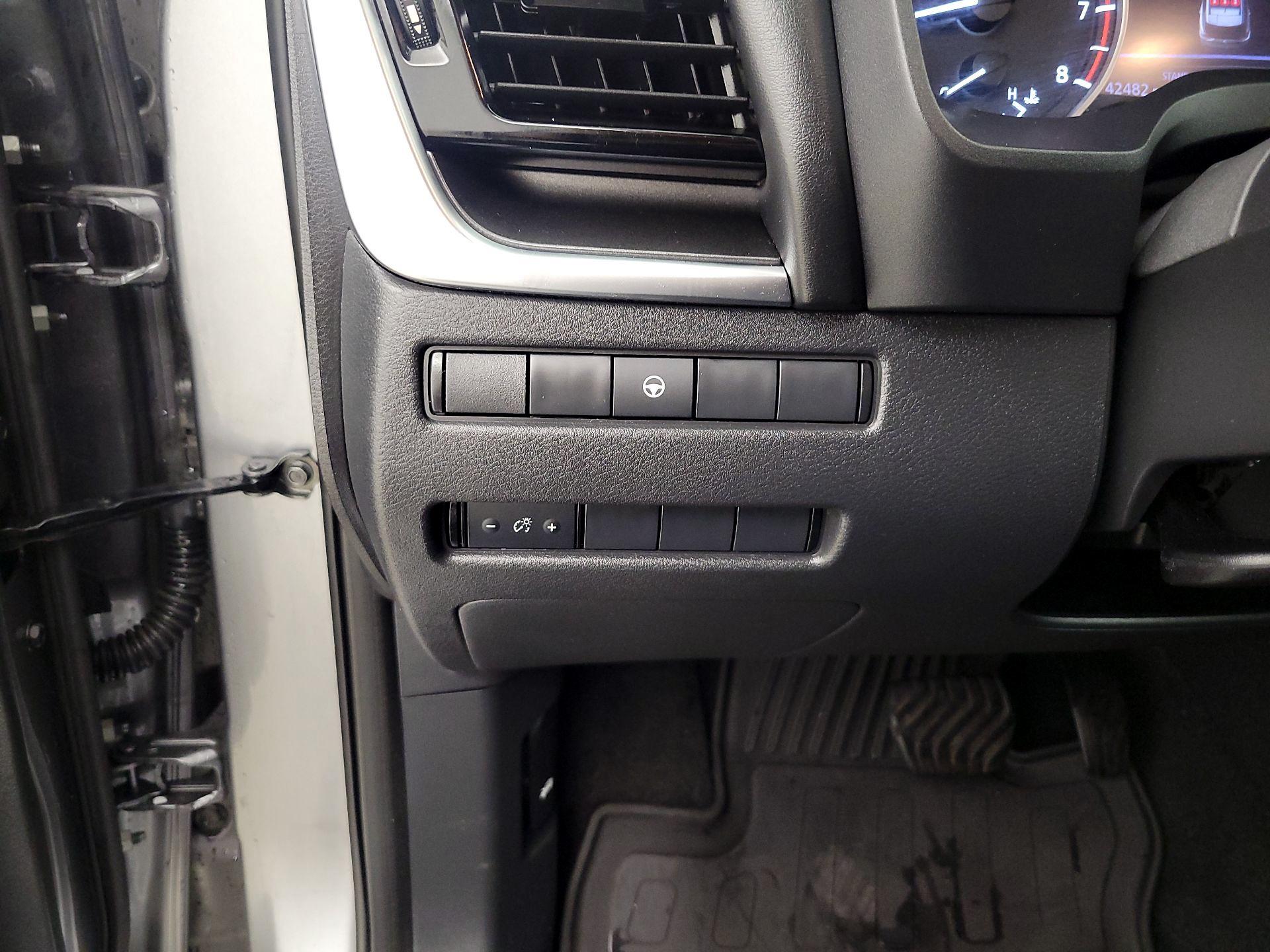 Thumbnail: 2023 Nissan Rogue - 13