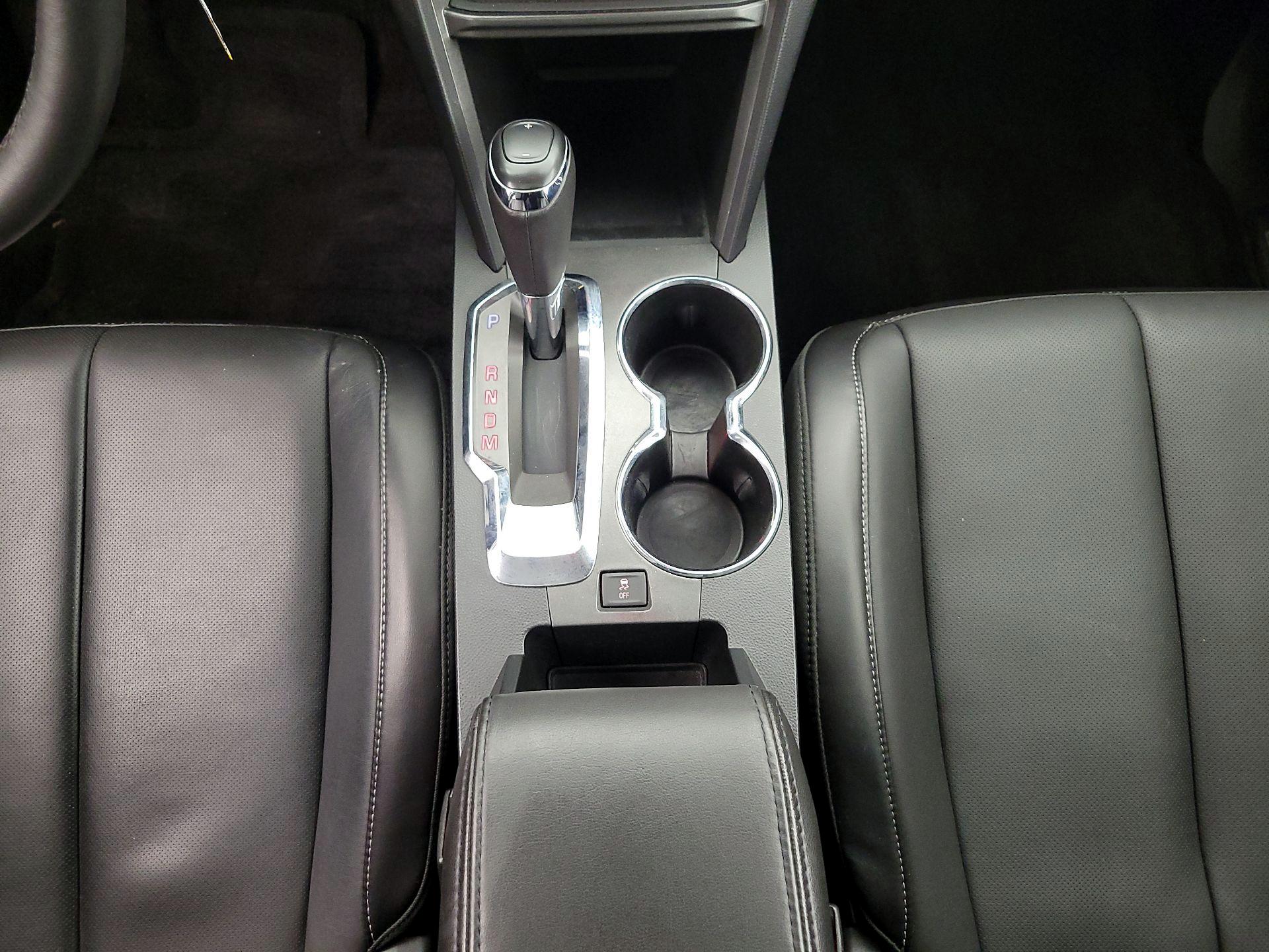 Thumbnail: 2016 GMC Terrain - 17