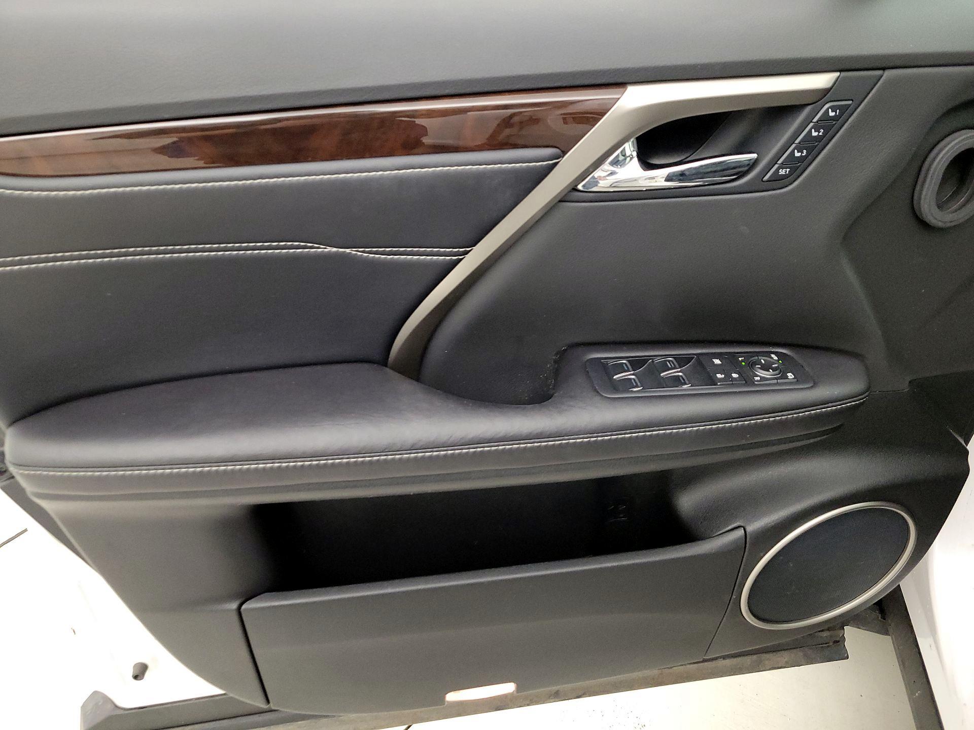 Thumbnail: 2016 Lexus RX - 12