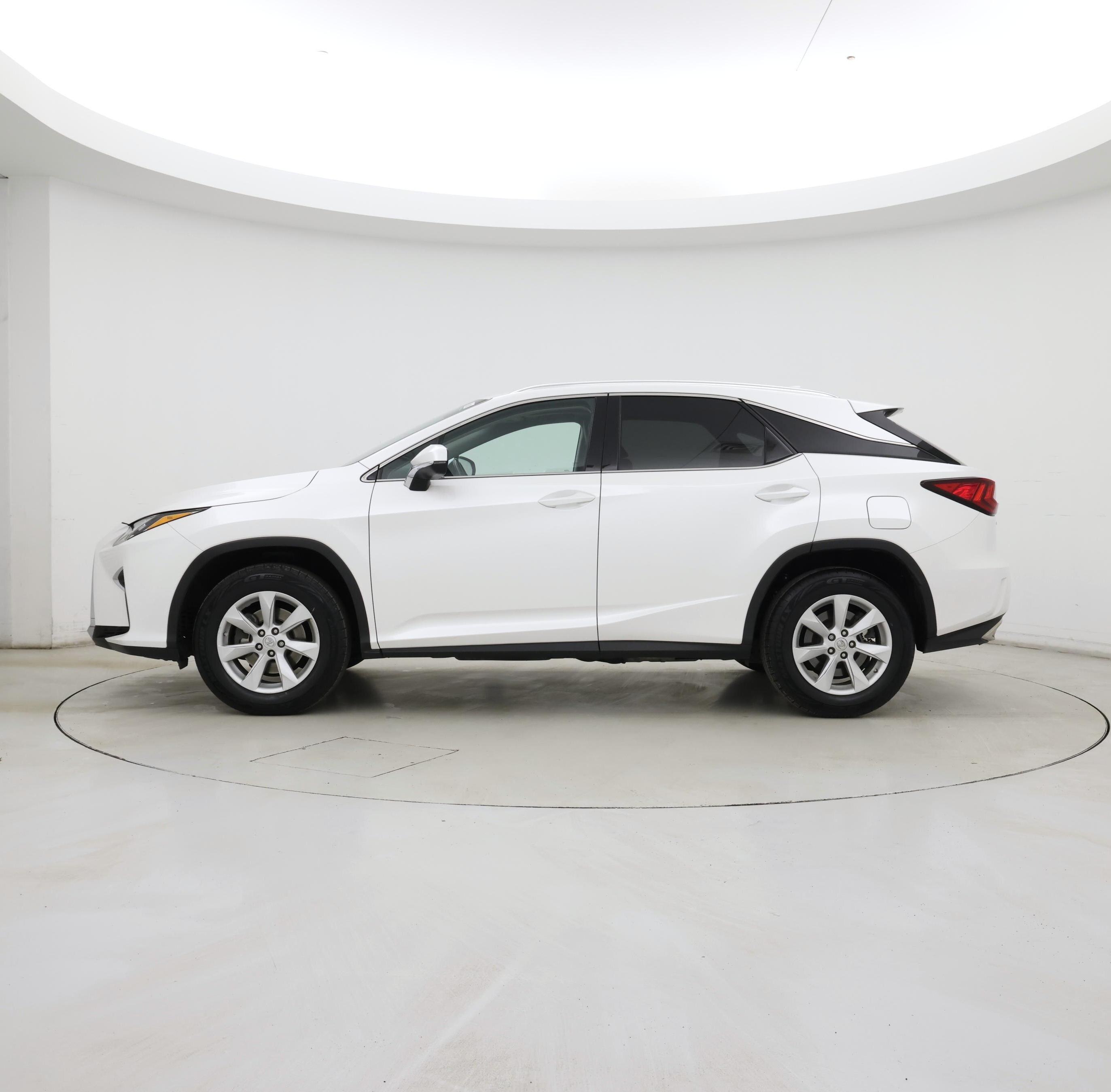 Thumbnail: 2016 Lexus RX - 3