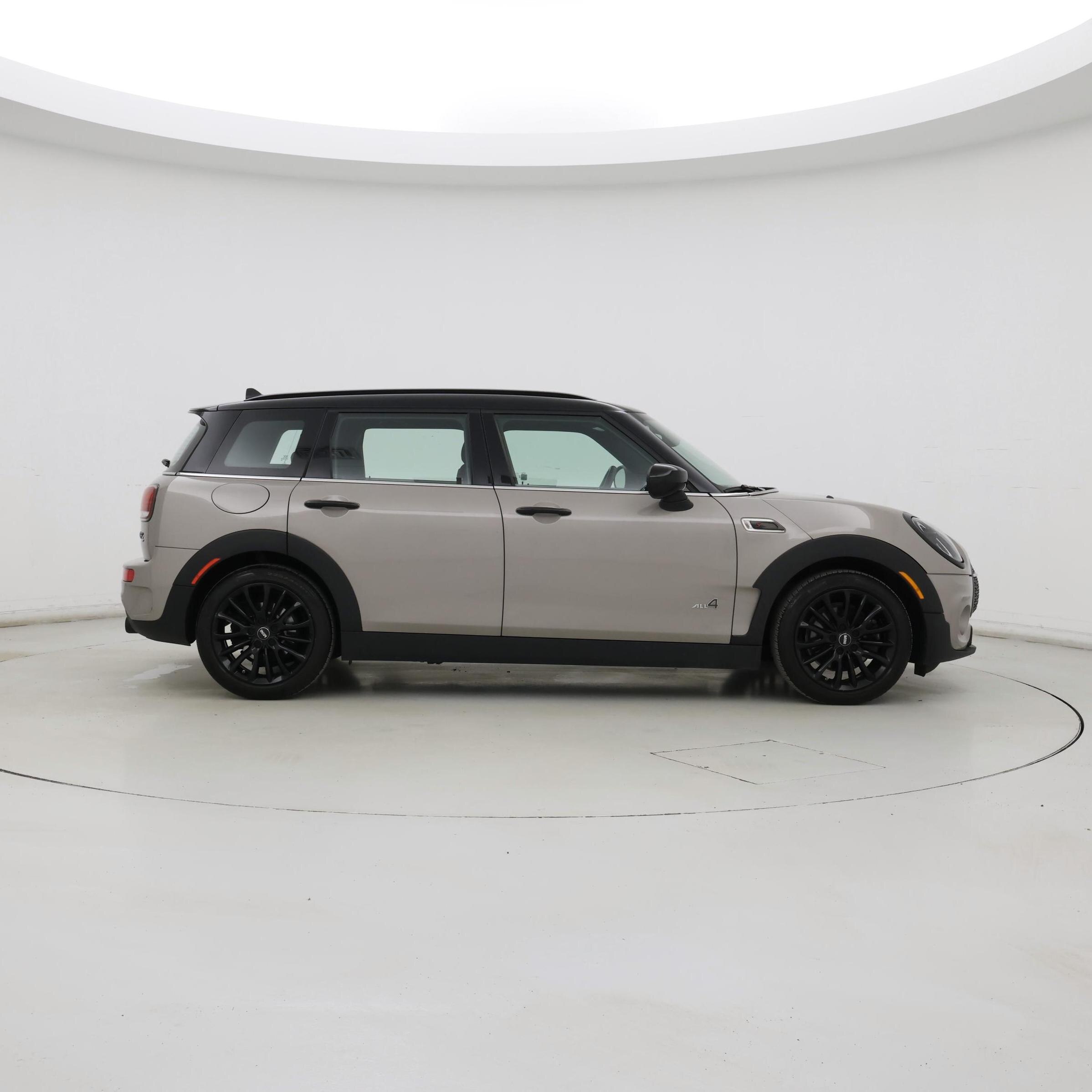 Thumbnail: 2022 MINI Cooper Clubman - 7