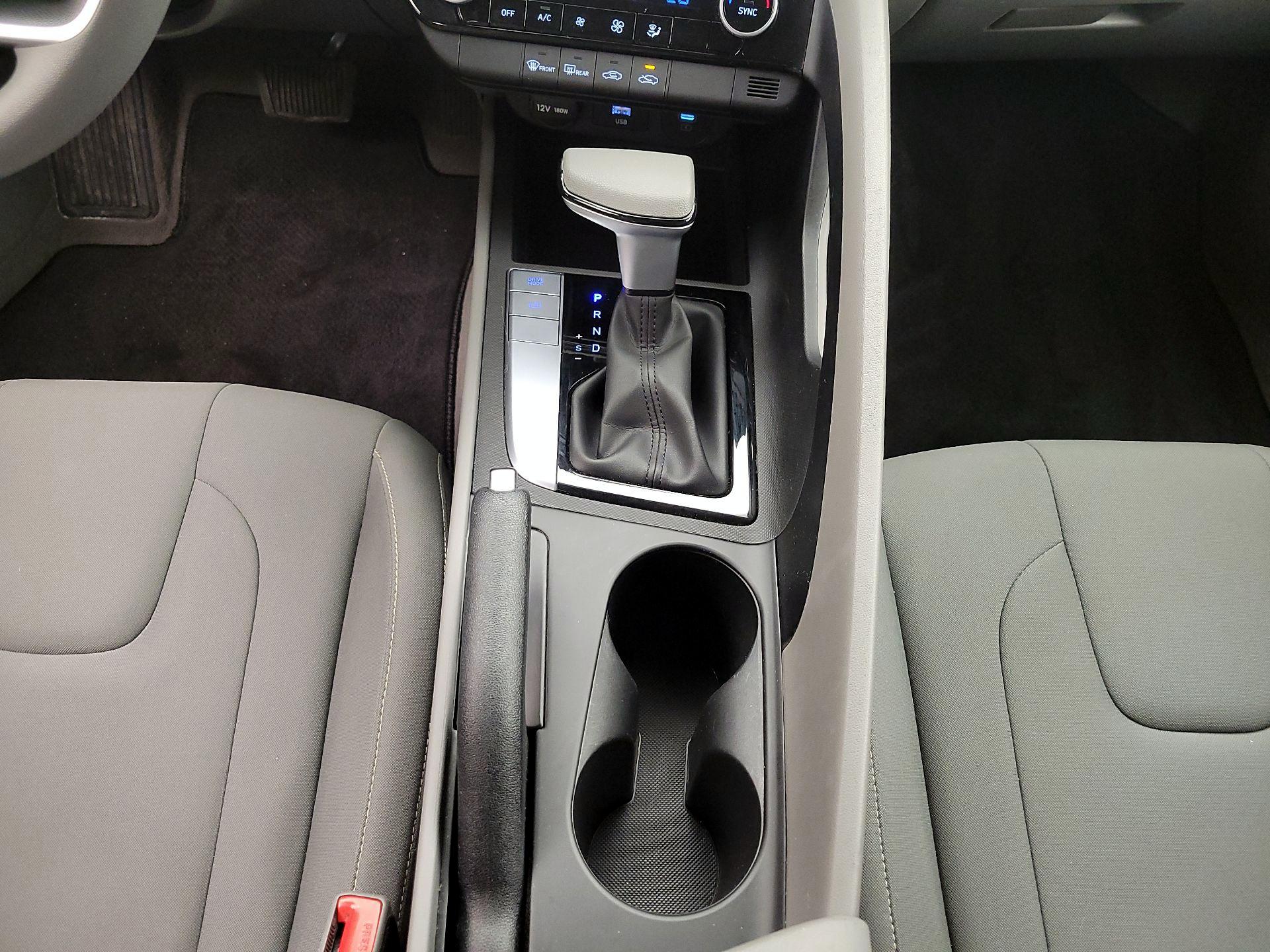 Thumbnail: 2024 Hyundai Elantra - 18