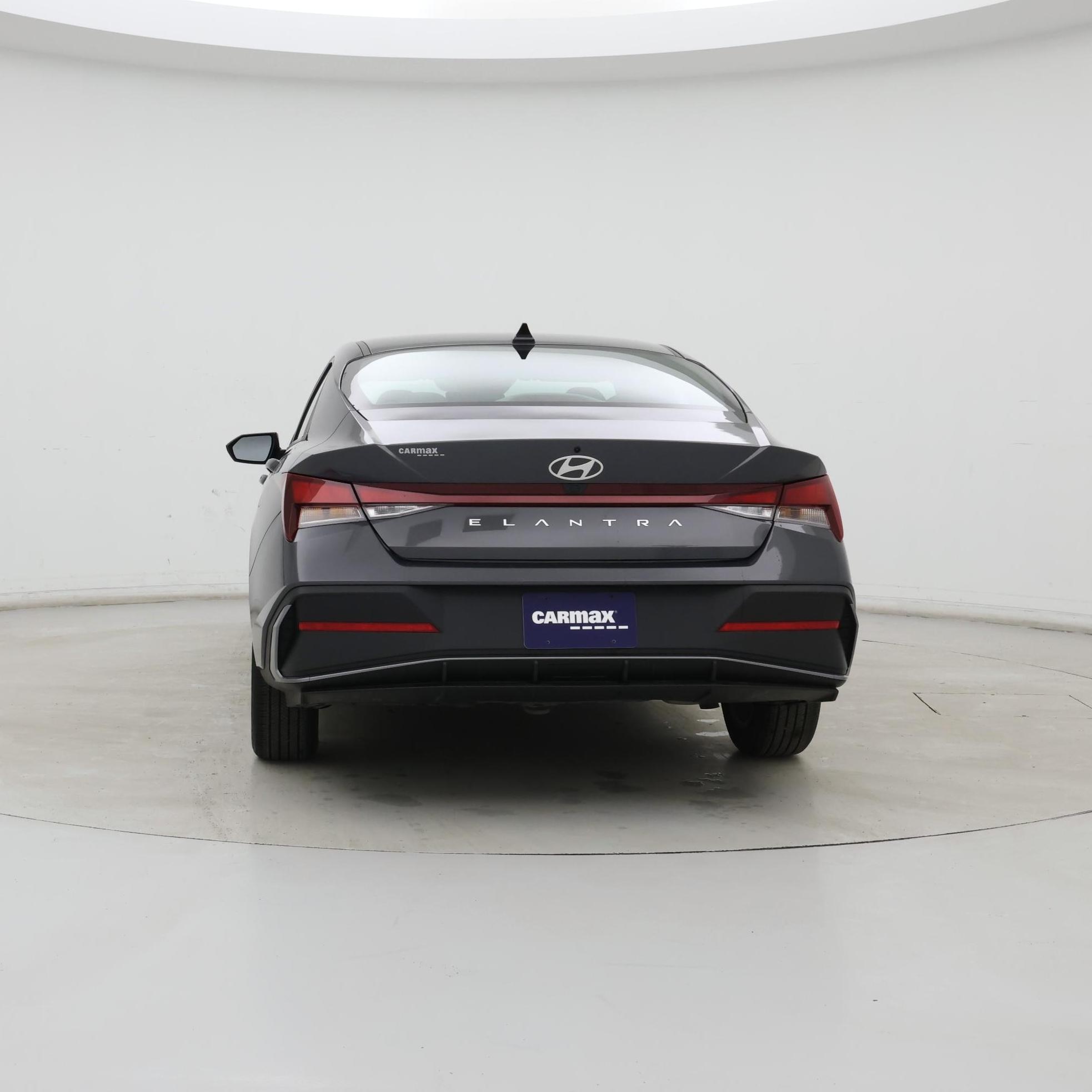 Thumbnail: 2024 Hyundai Elantra - 6