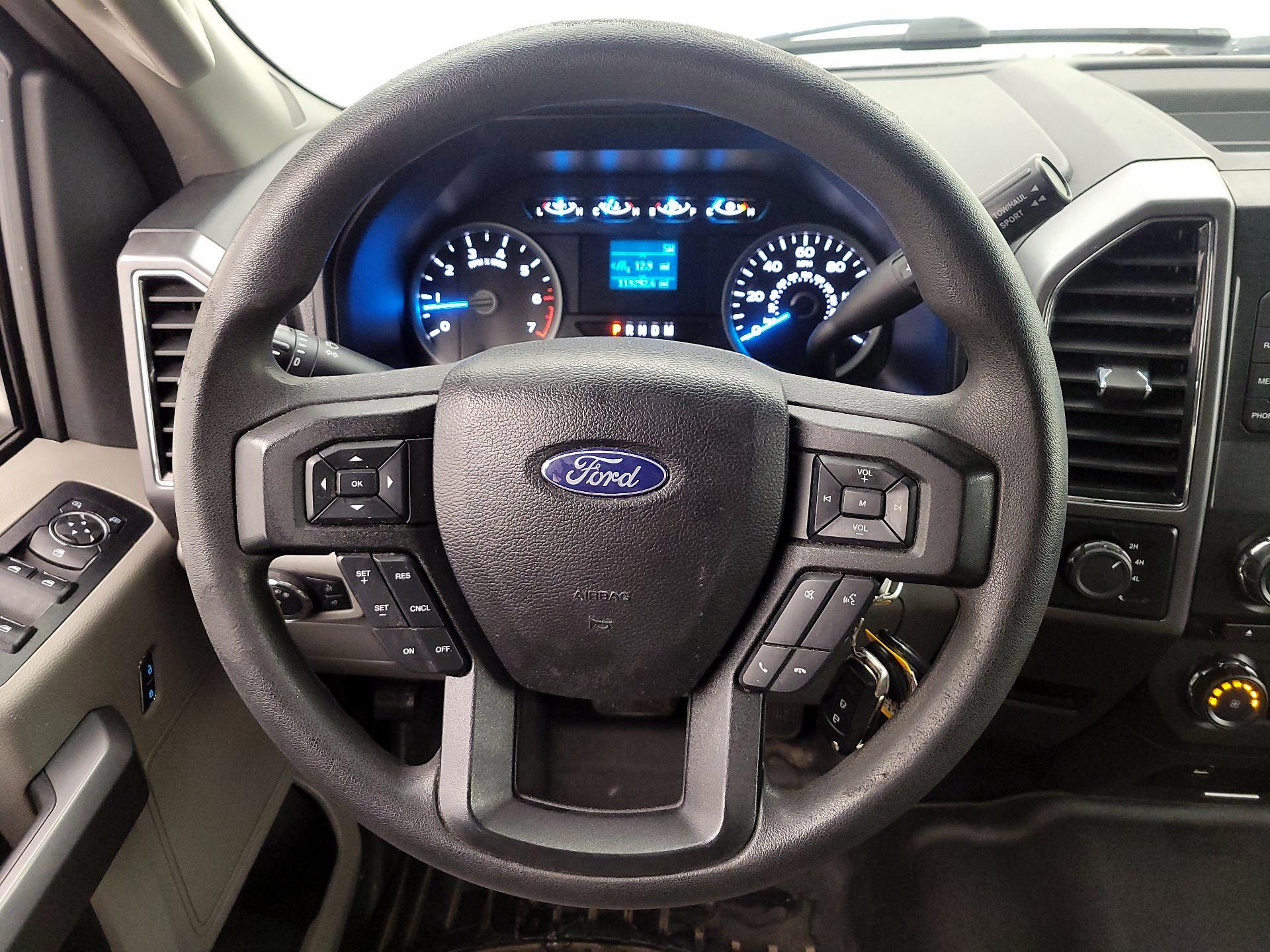 Thumbnail: 2017 Ford F-150 - 10