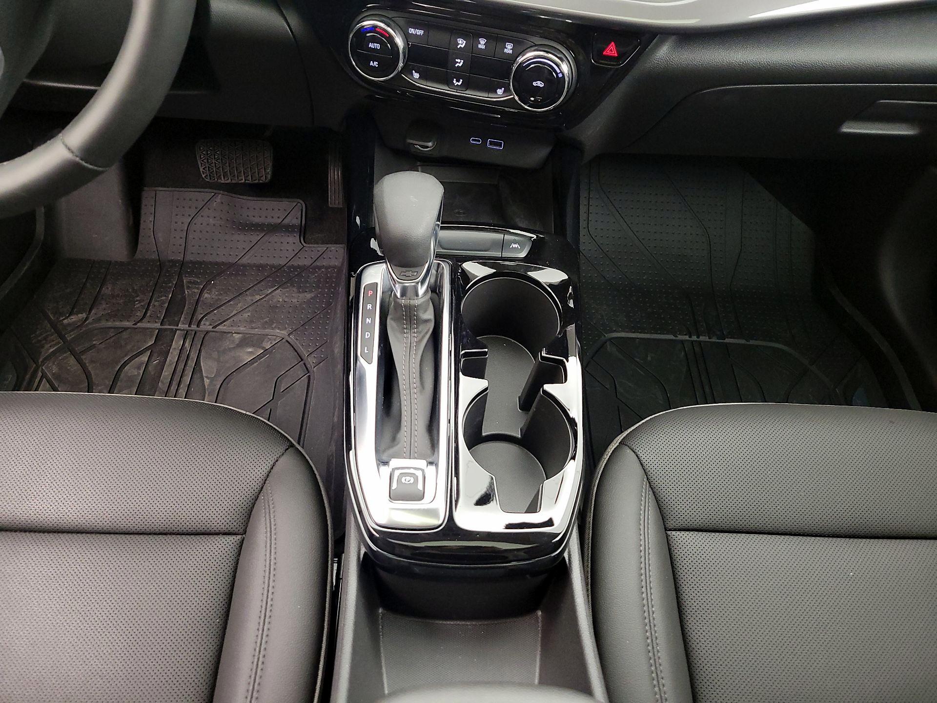 Thumbnail: 2024 Chevrolet Trax - 17