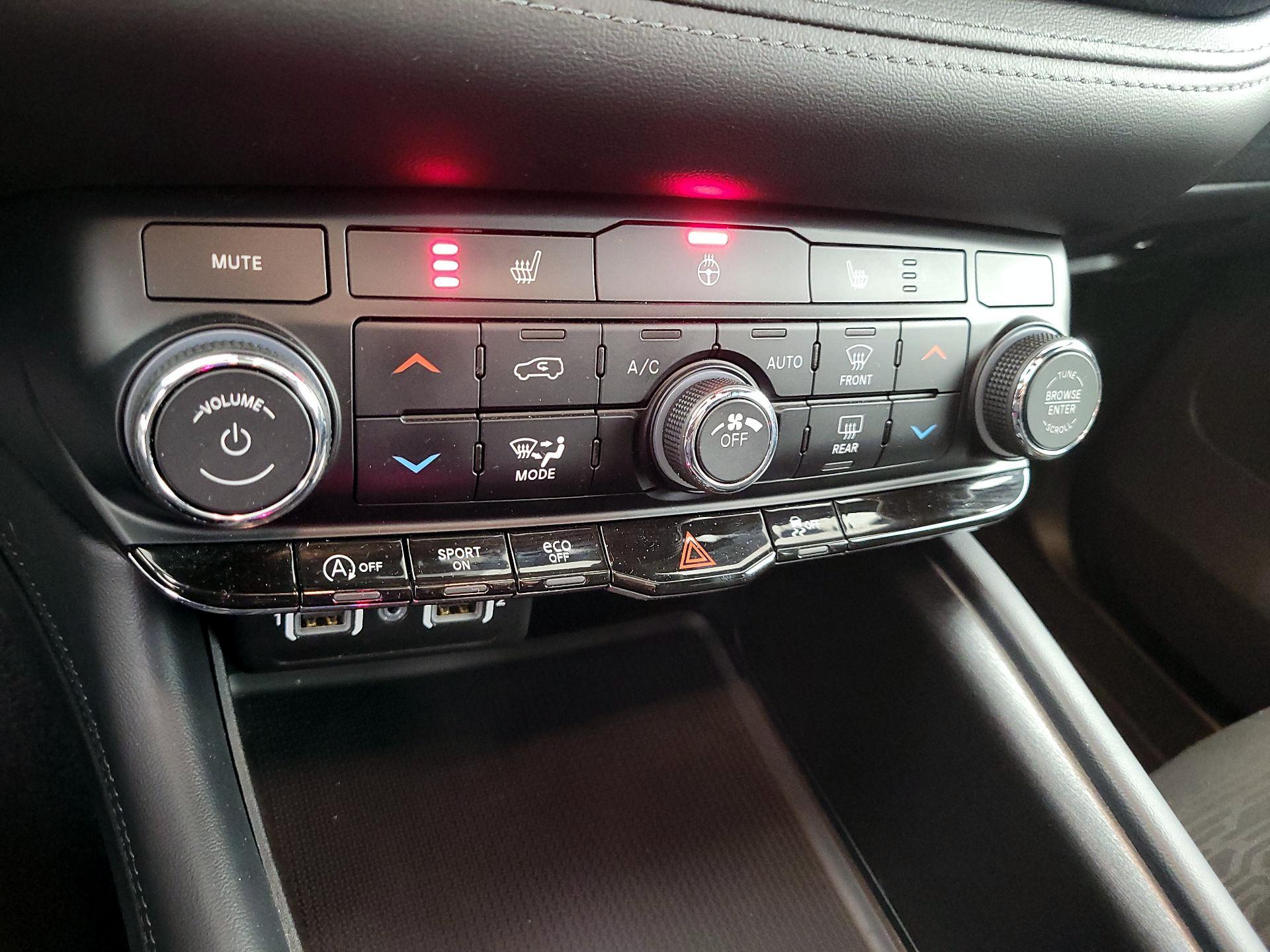 Thumbnail: 2024 Dodge Durango - 16