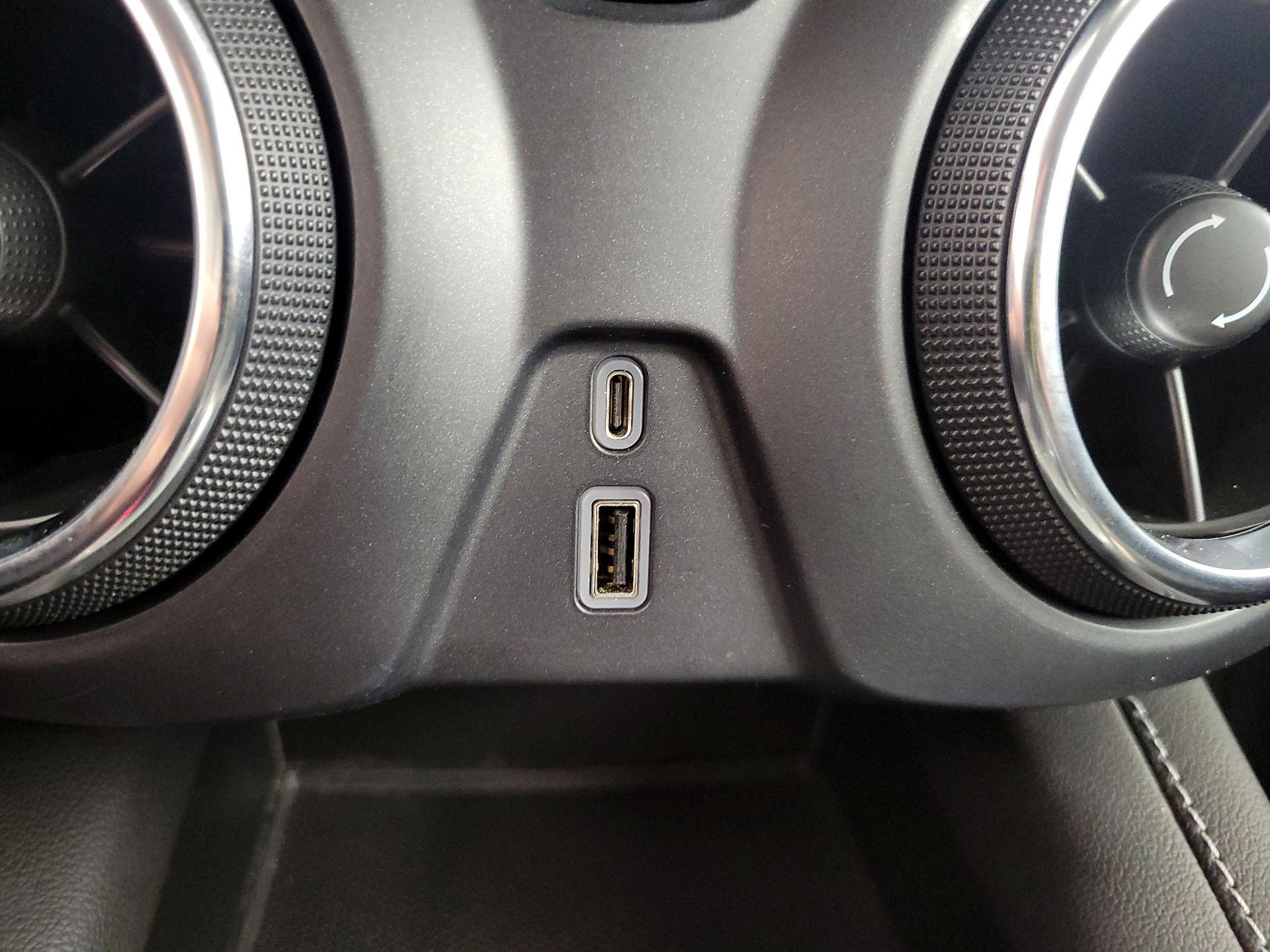 Thumbnail: 2023 Chevrolet Blazer - 18