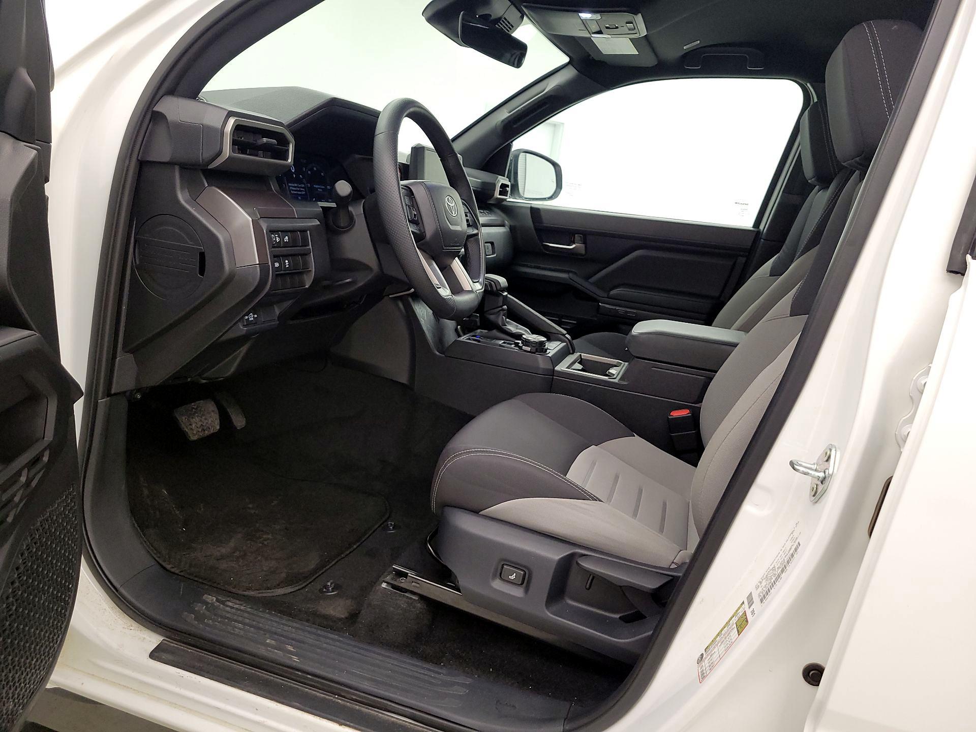 Thumbnail: 2025 Toyota Tacoma - 11