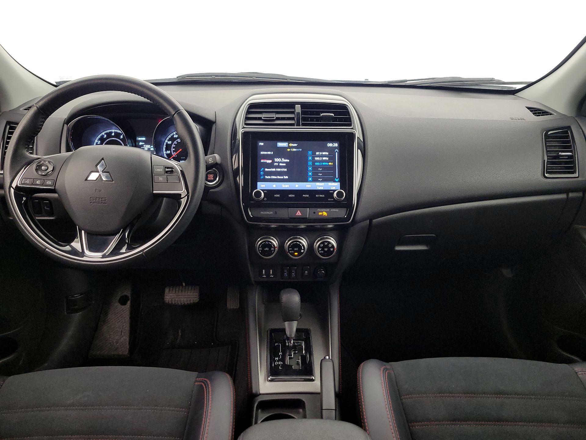 Thumbnail: 2024 Mitsubishi Outlander Sport - 9