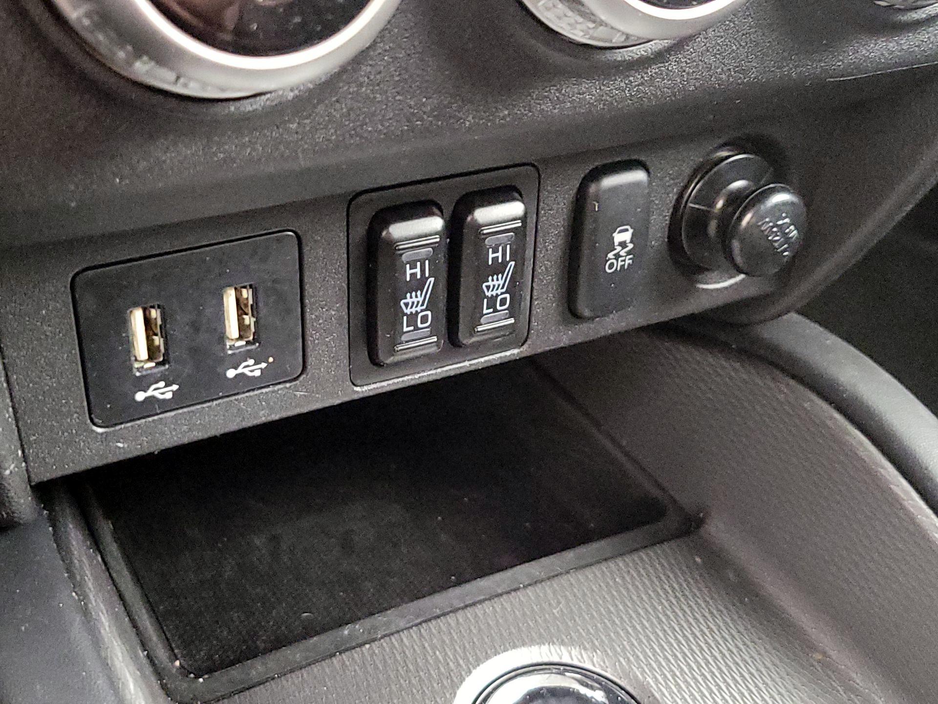 Thumbnail: 2024 Mitsubishi Outlander Sport - 18