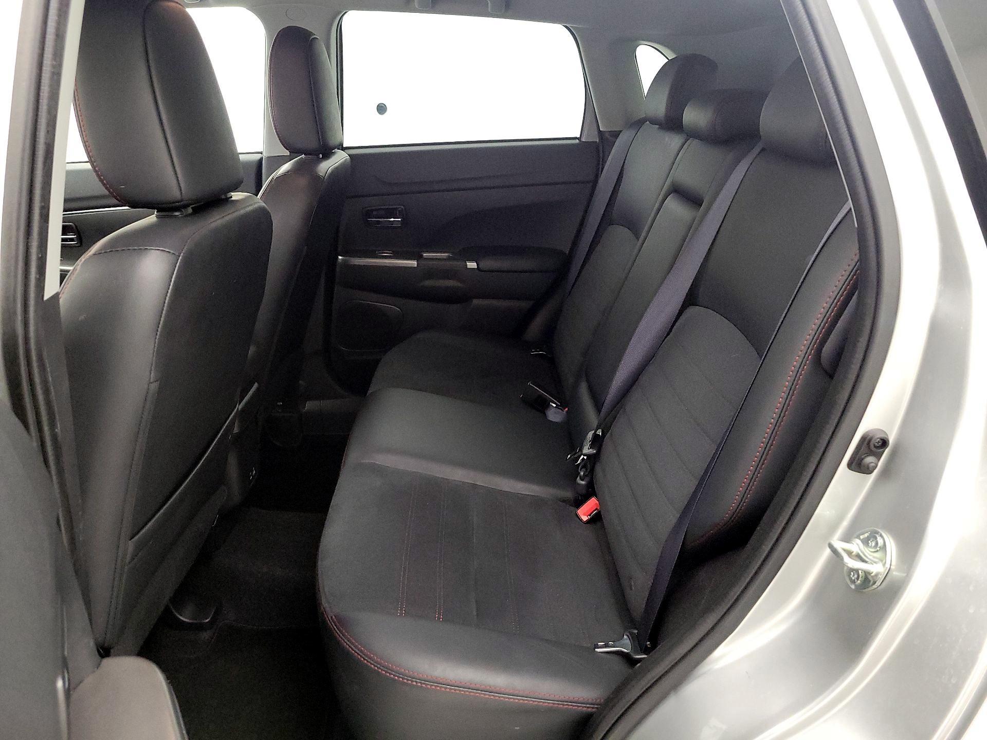 Thumbnail: 2024 Mitsubishi Outlander Sport - 19