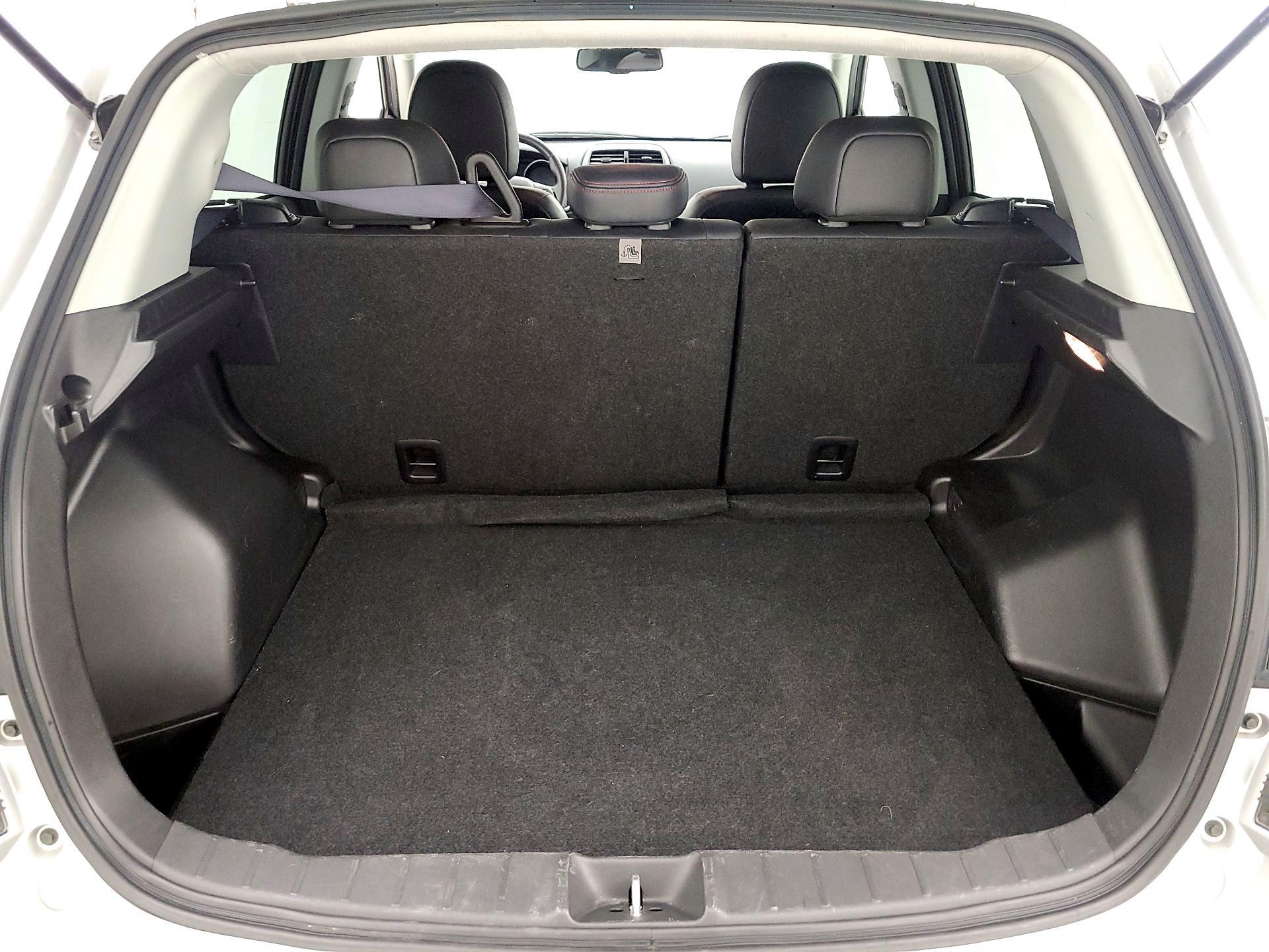 Thumbnail: 2024 Mitsubishi Outlander Sport - 20