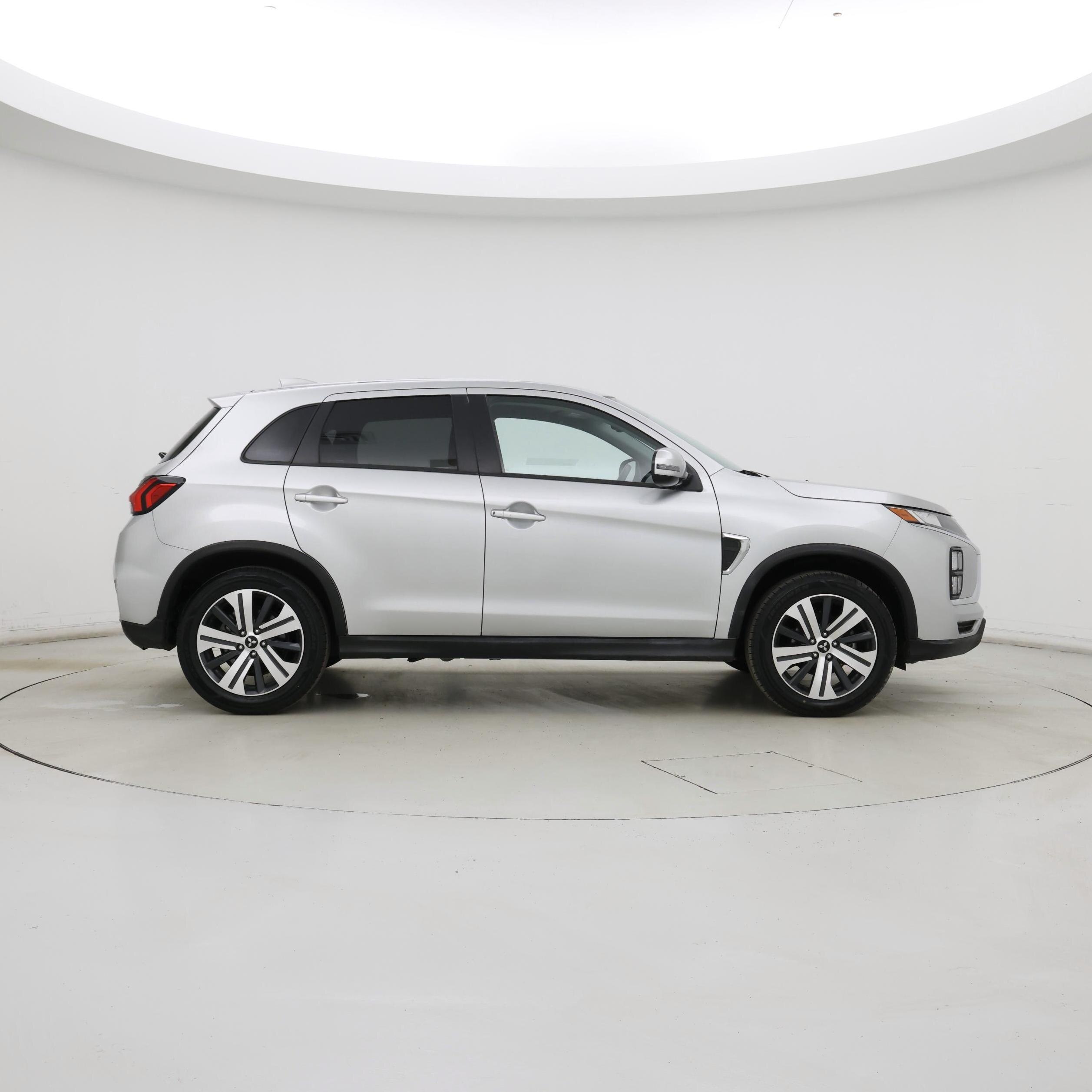 Thumbnail: 2024 Mitsubishi Outlander Sport - 7