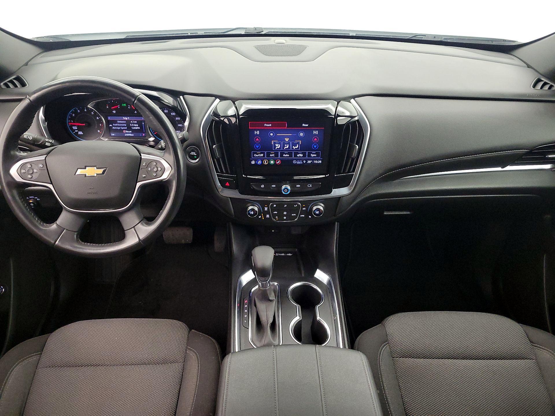 Thumbnail: 2022 Chevrolet Traverse - 9