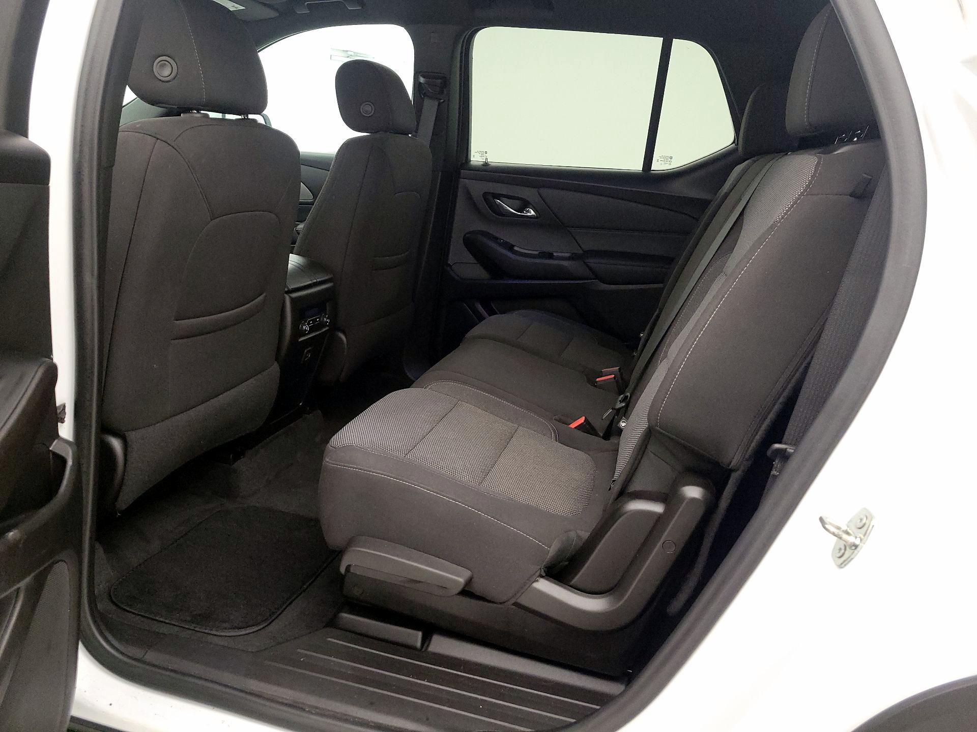 Thumbnail: 2022 Chevrolet Traverse - 20