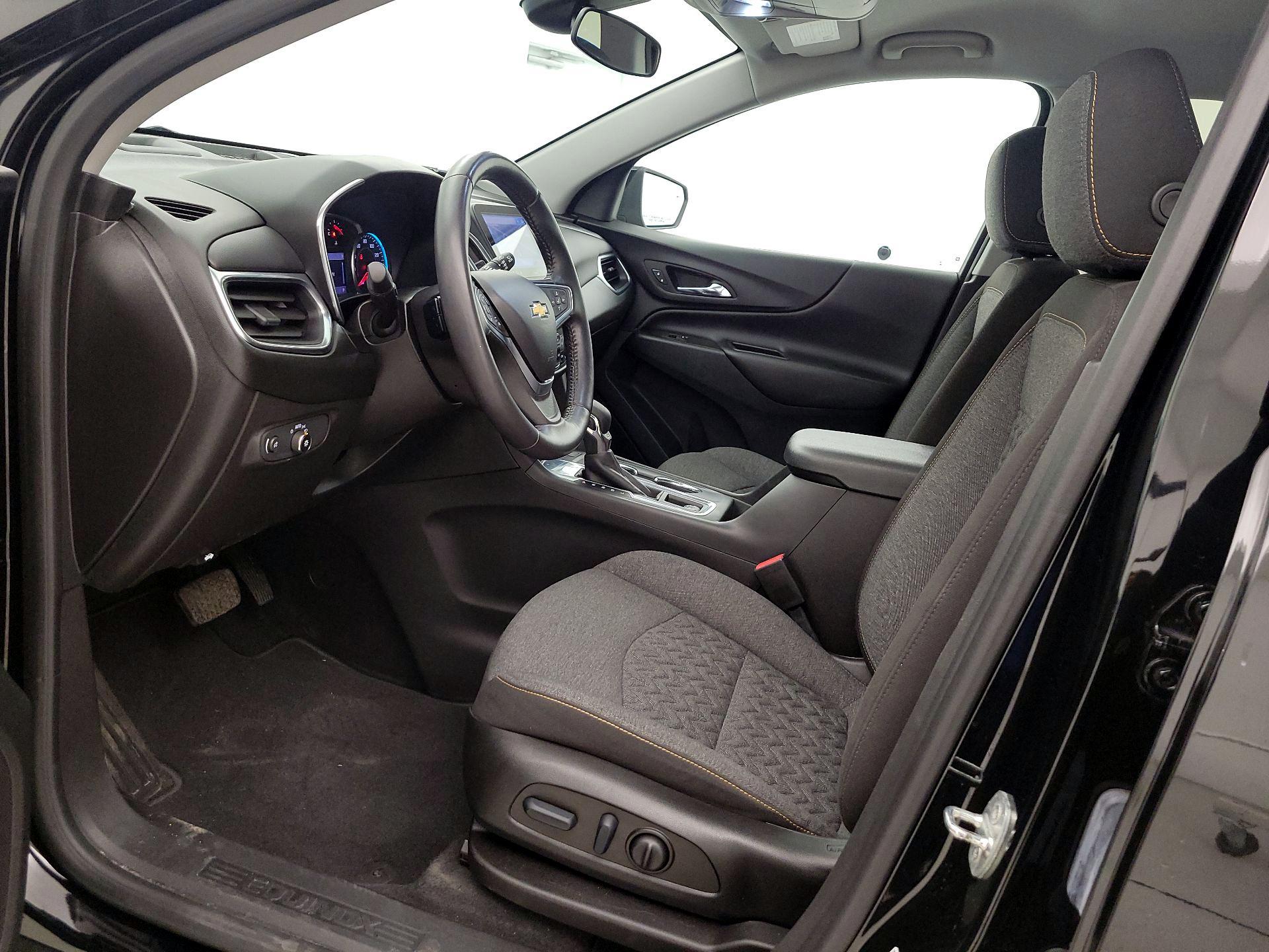 Thumbnail: 2022 Chevrolet Equinox - 11