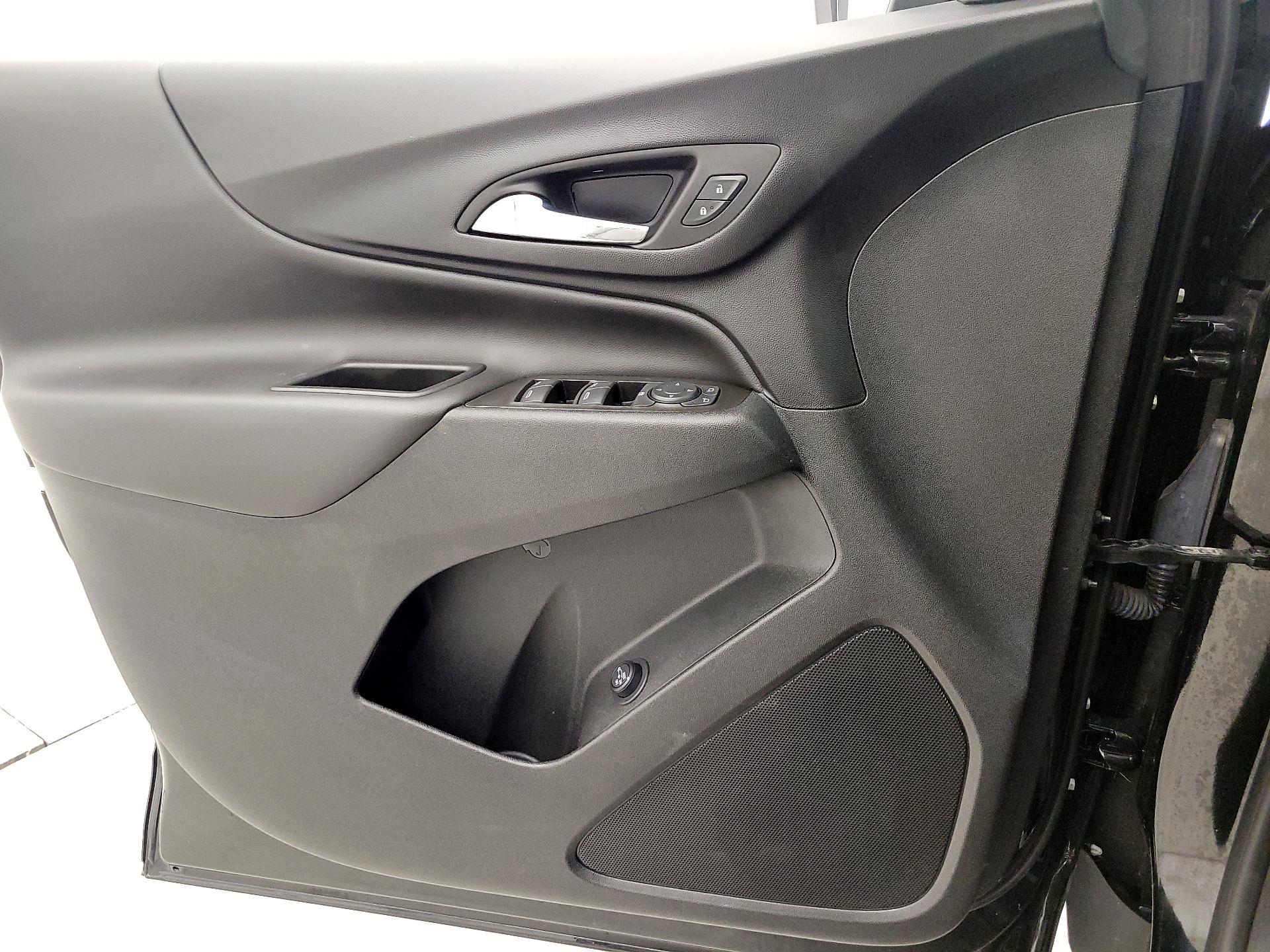 Thumbnail: 2022 Chevrolet Equinox - 12