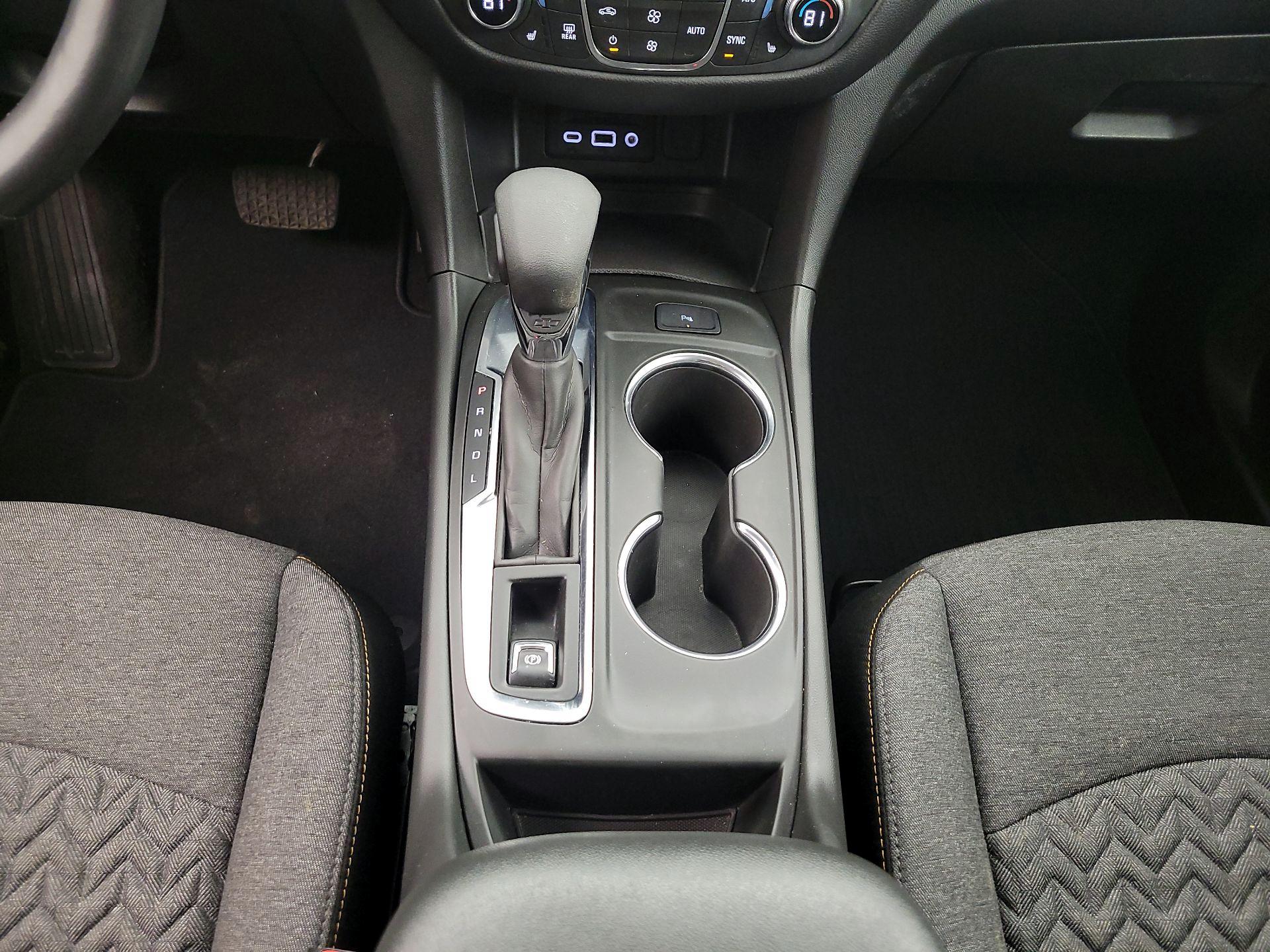 Thumbnail: 2022 Chevrolet Equinox - 18