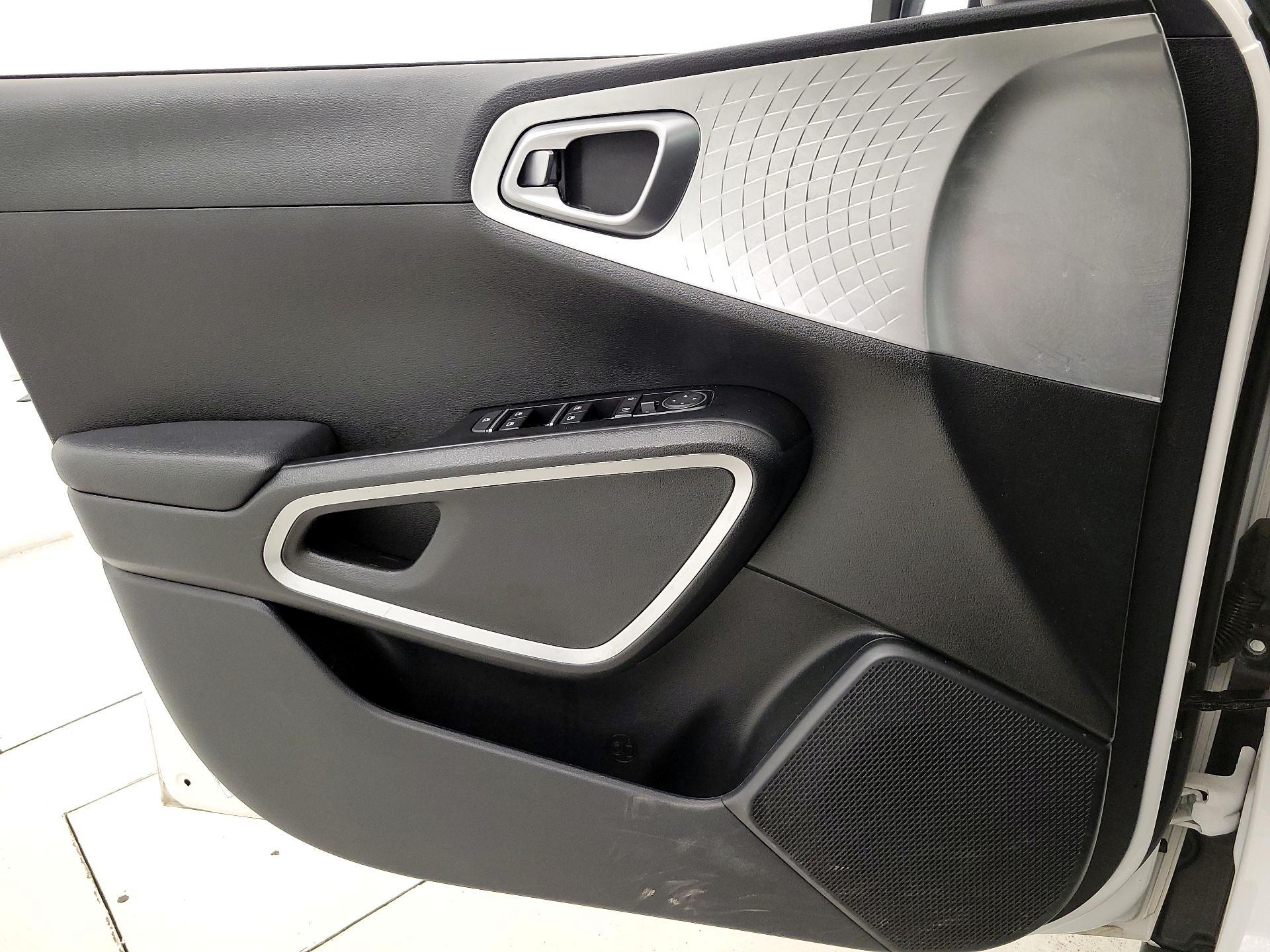 Thumbnail: 2024 Kia Soul - 12