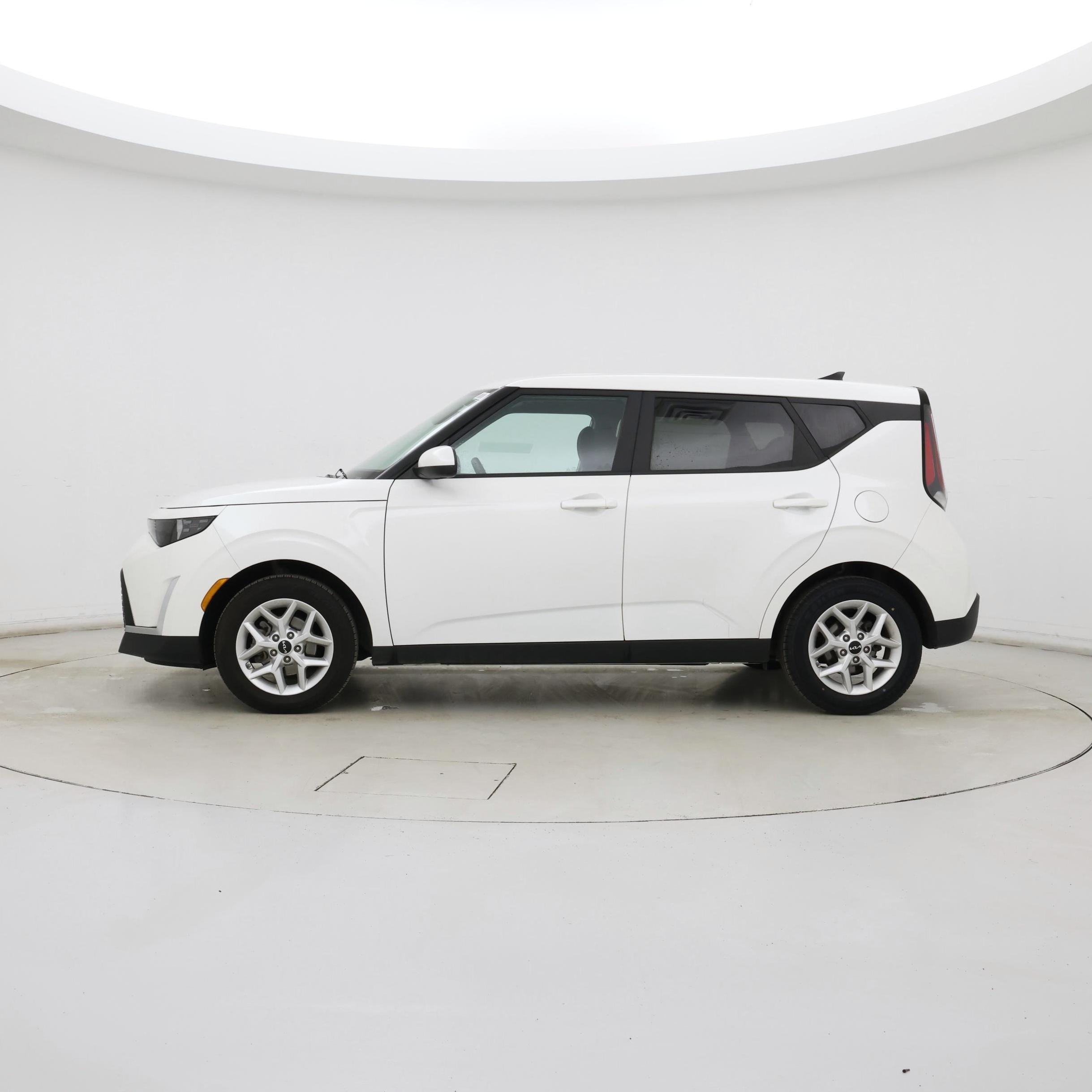 Thumbnail: 2024 Kia Soul - 3