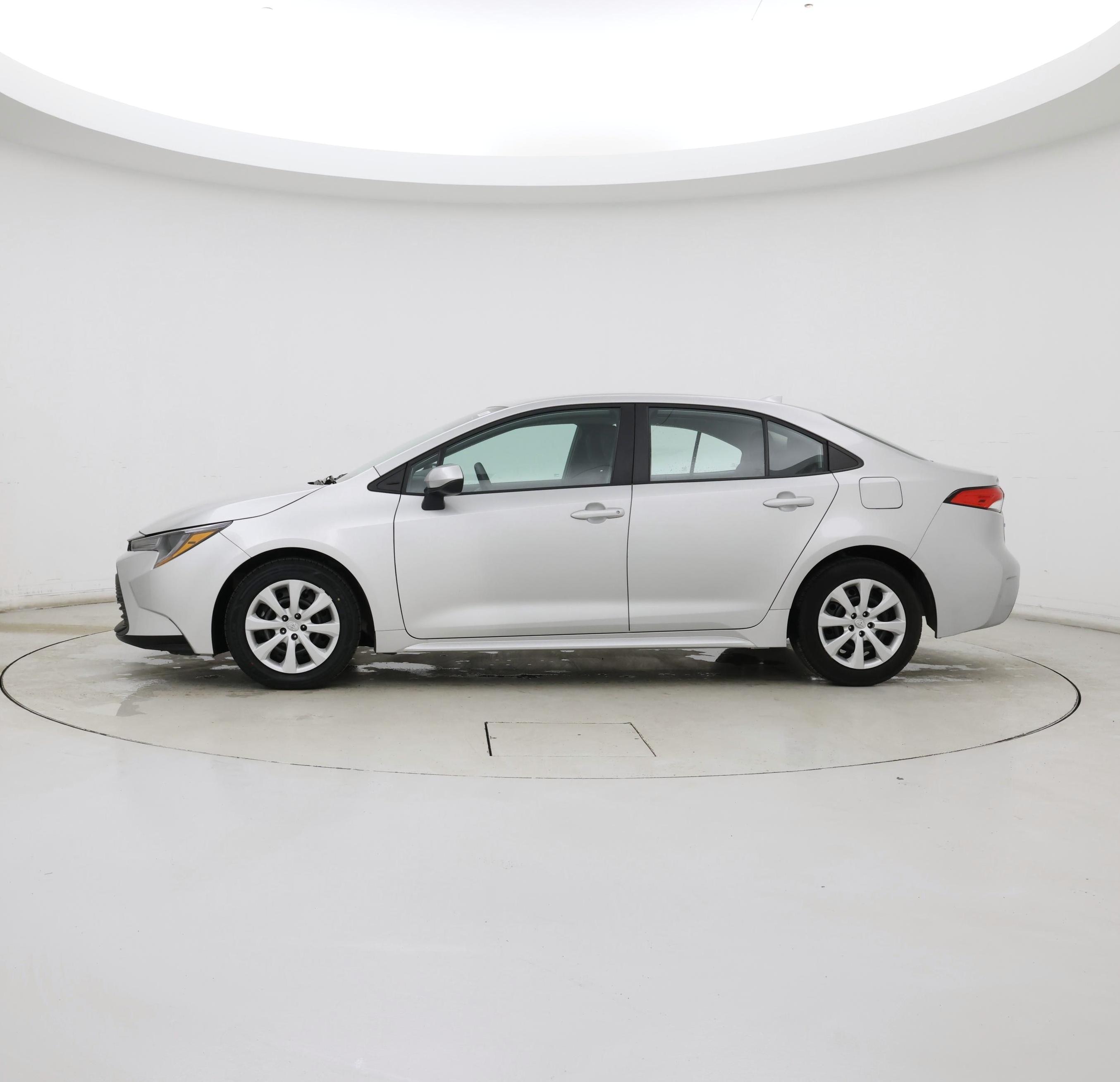 Thumbnail: 2024 Toyota Corolla - 3