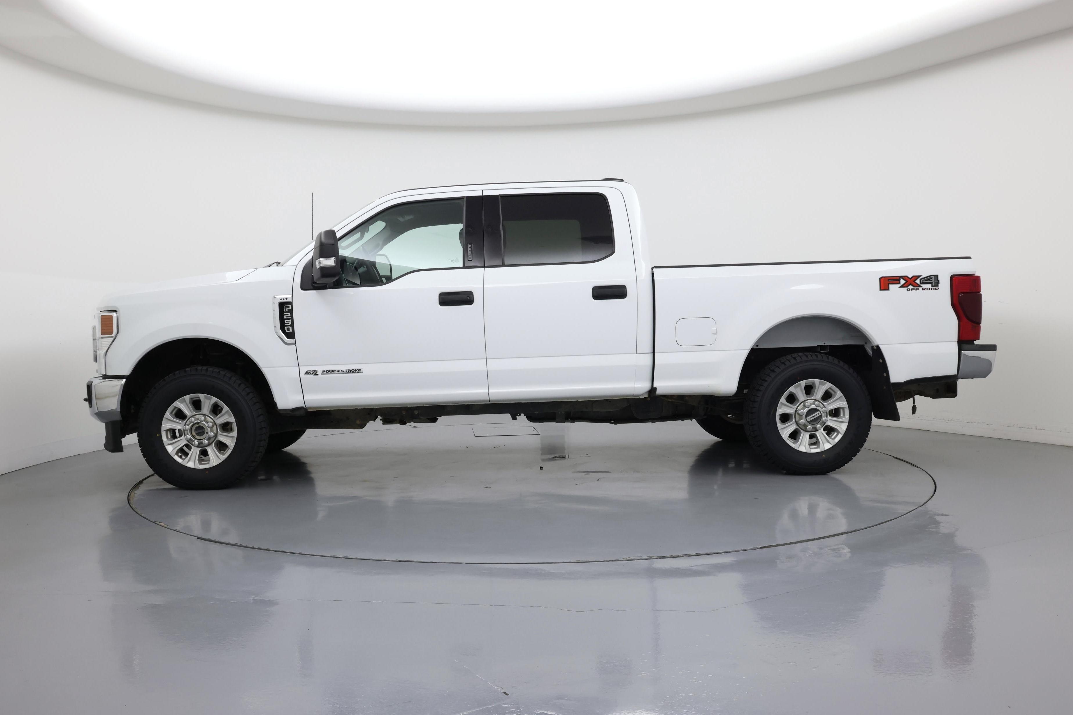 Thumbnail: 2022 Ford F-250 - 3