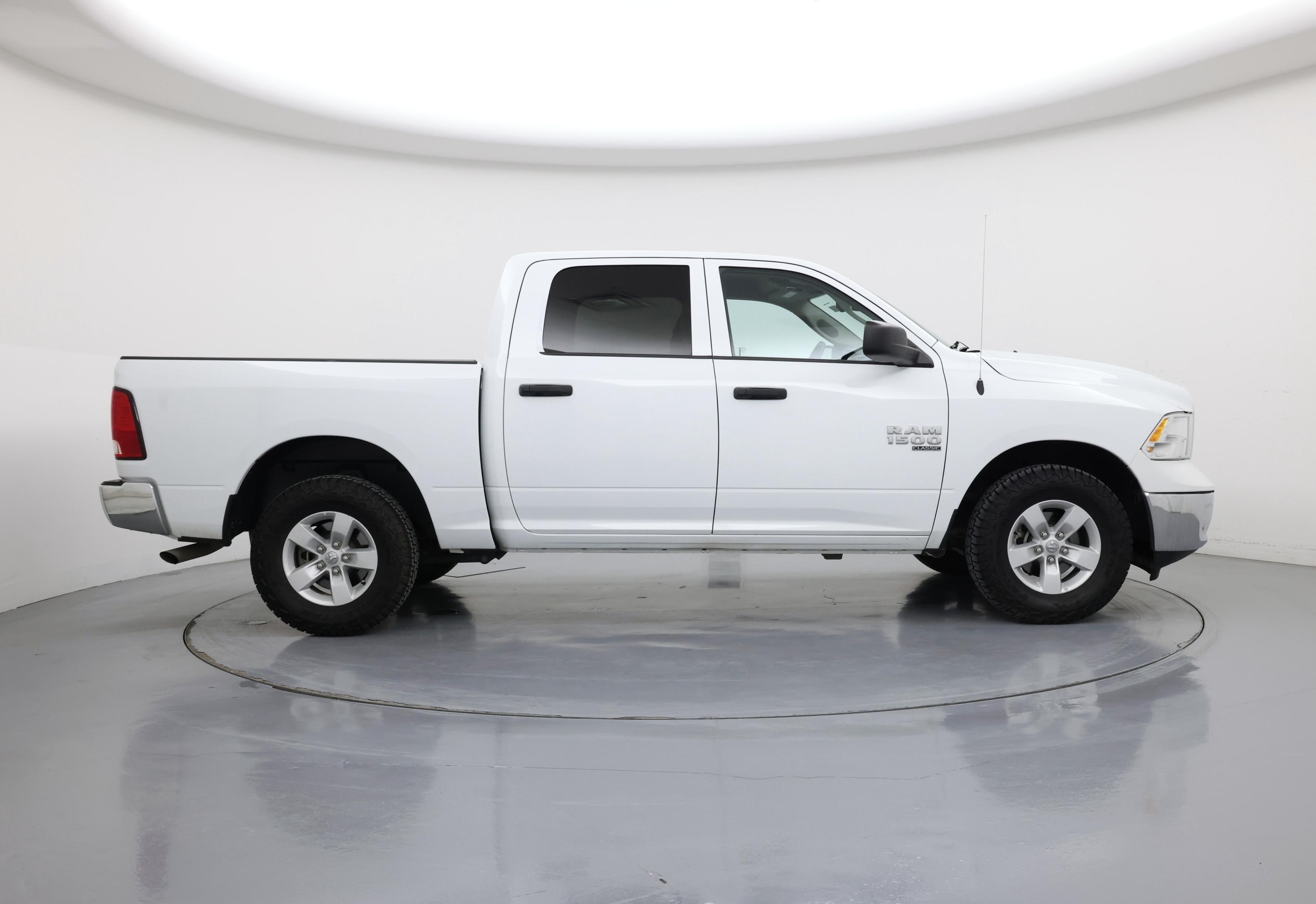 Thumbnail: 2023 RAM 1500 Classic - 7