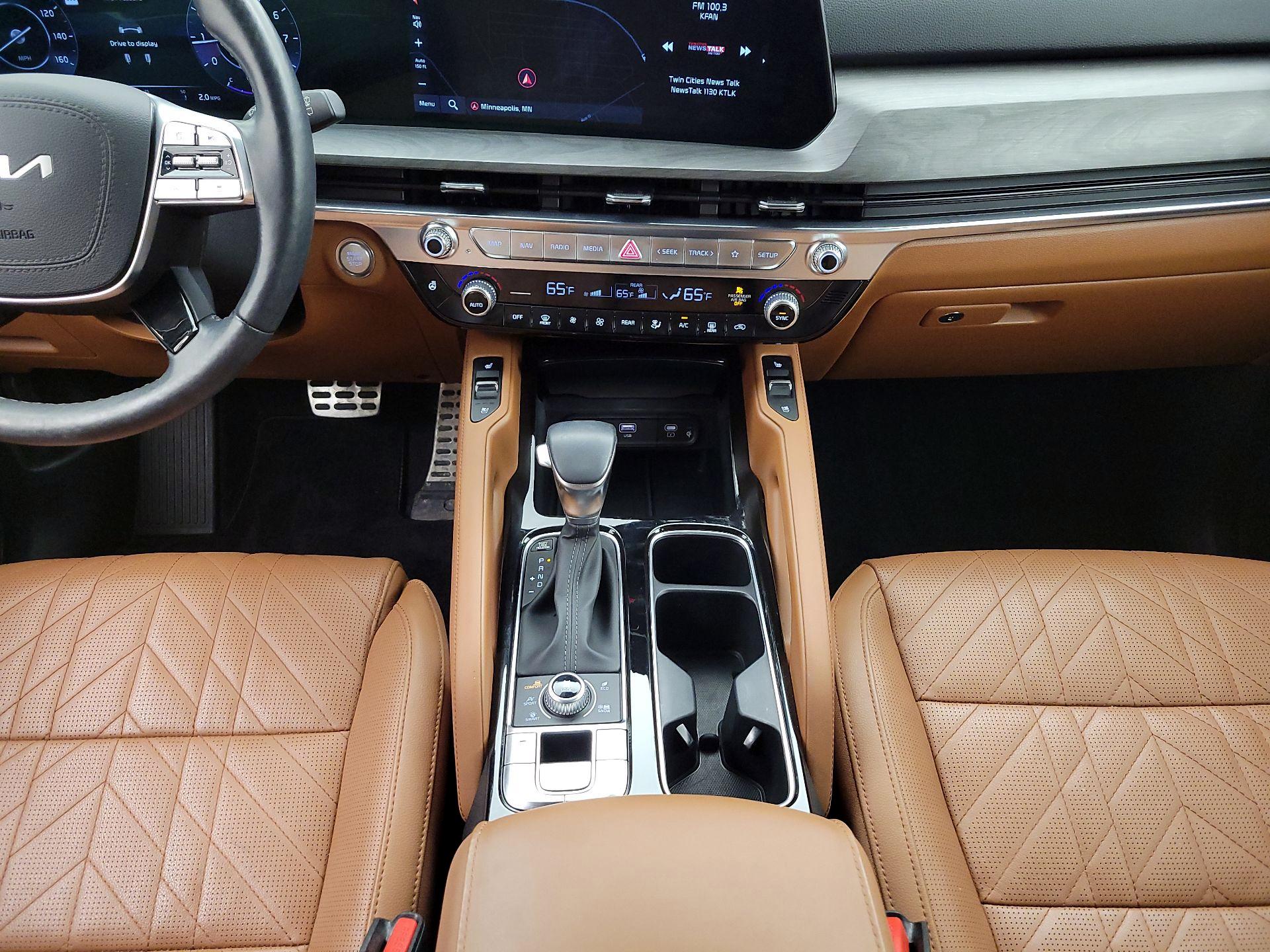 Thumbnail: 2024 Kia Telluride - 18