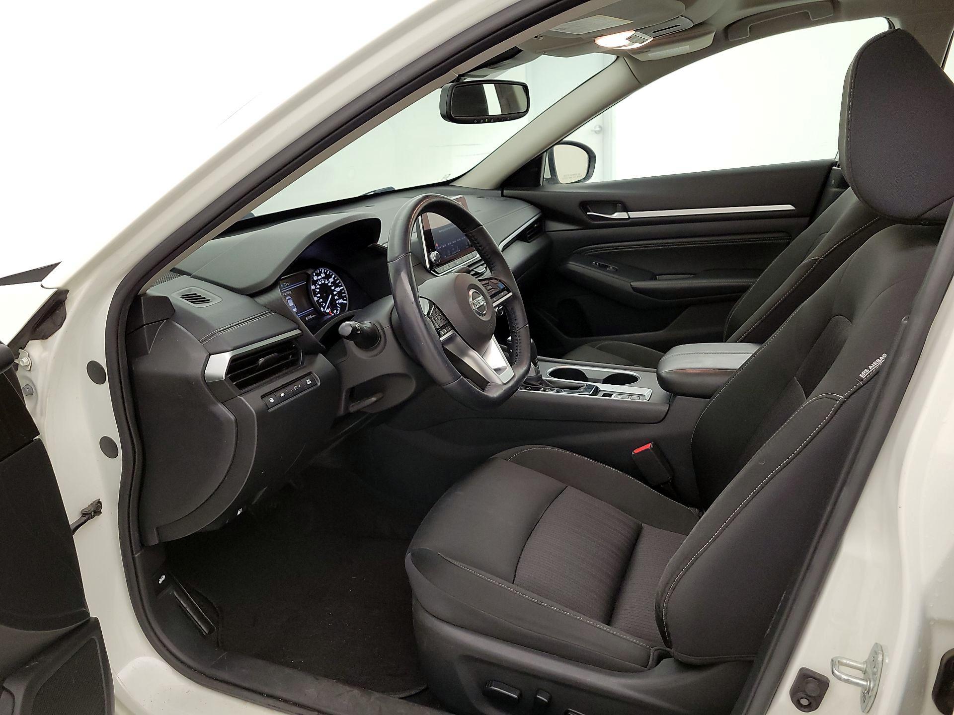 Thumbnail: 2019 Nissan Altima - 11