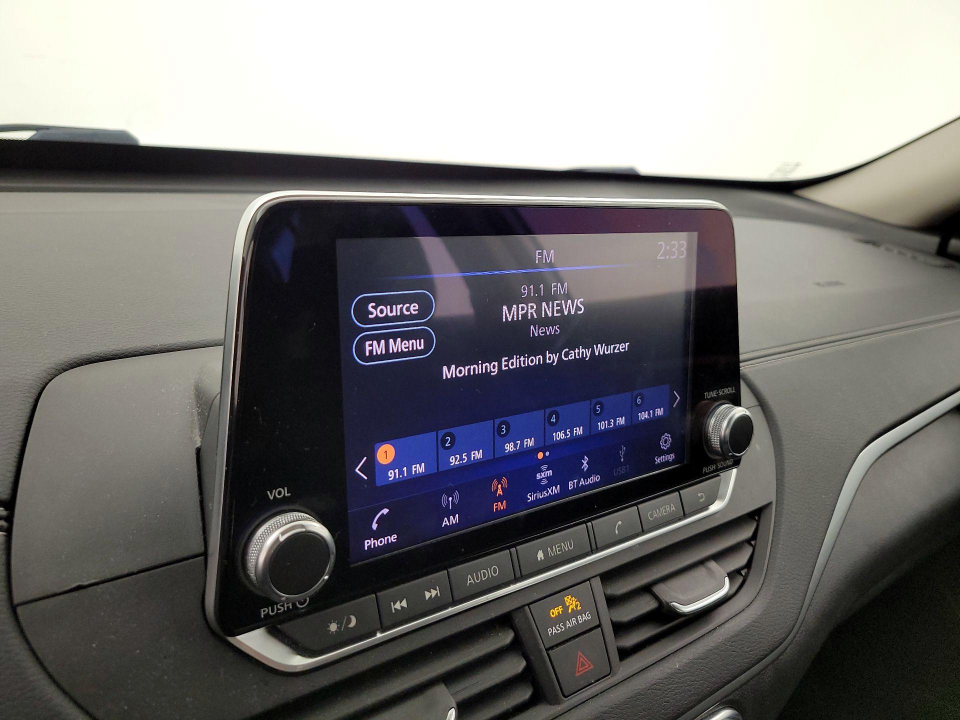 Thumbnail: 2019 Nissan Altima - 15