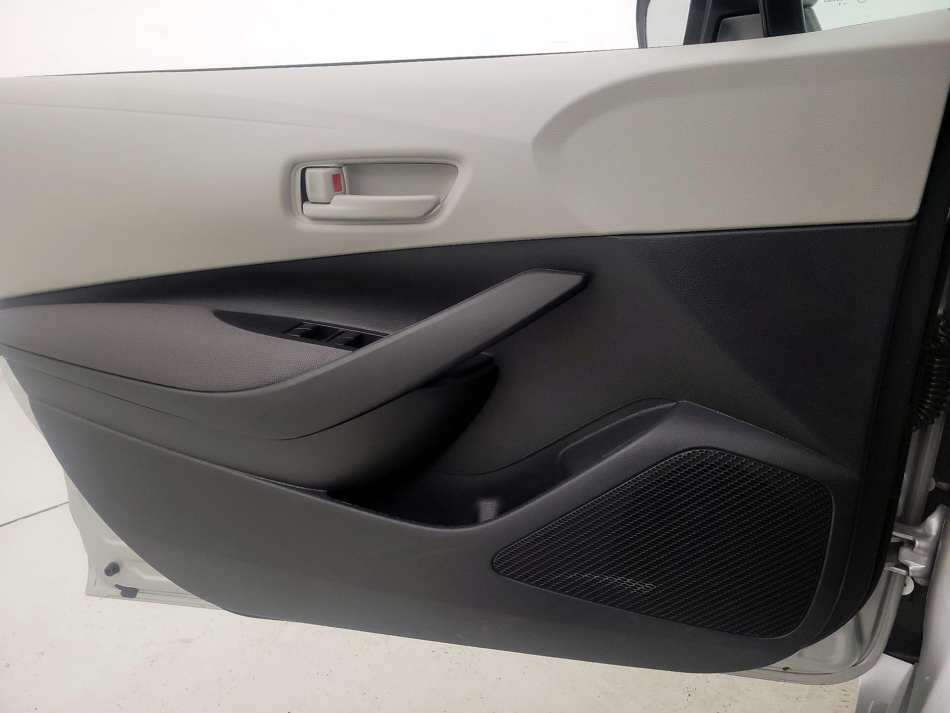 Thumbnail: 2025 Toyota Corolla - 12