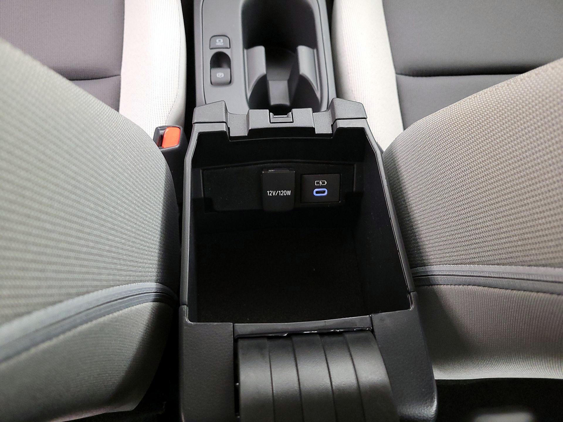 Thumbnail: 2025 Toyota Corolla - 19