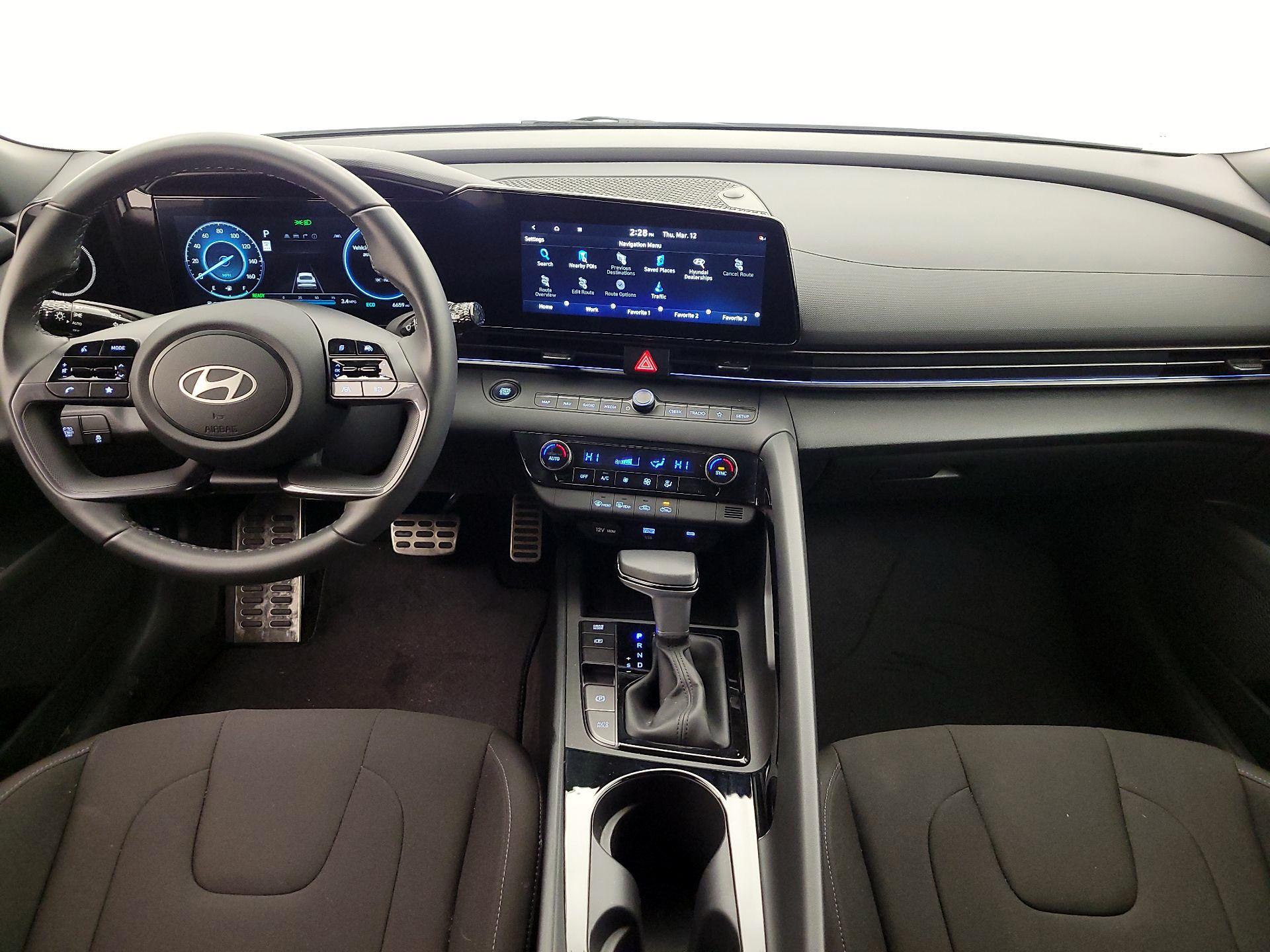 Thumbnail: 2025 Hyundai Elantra - 9