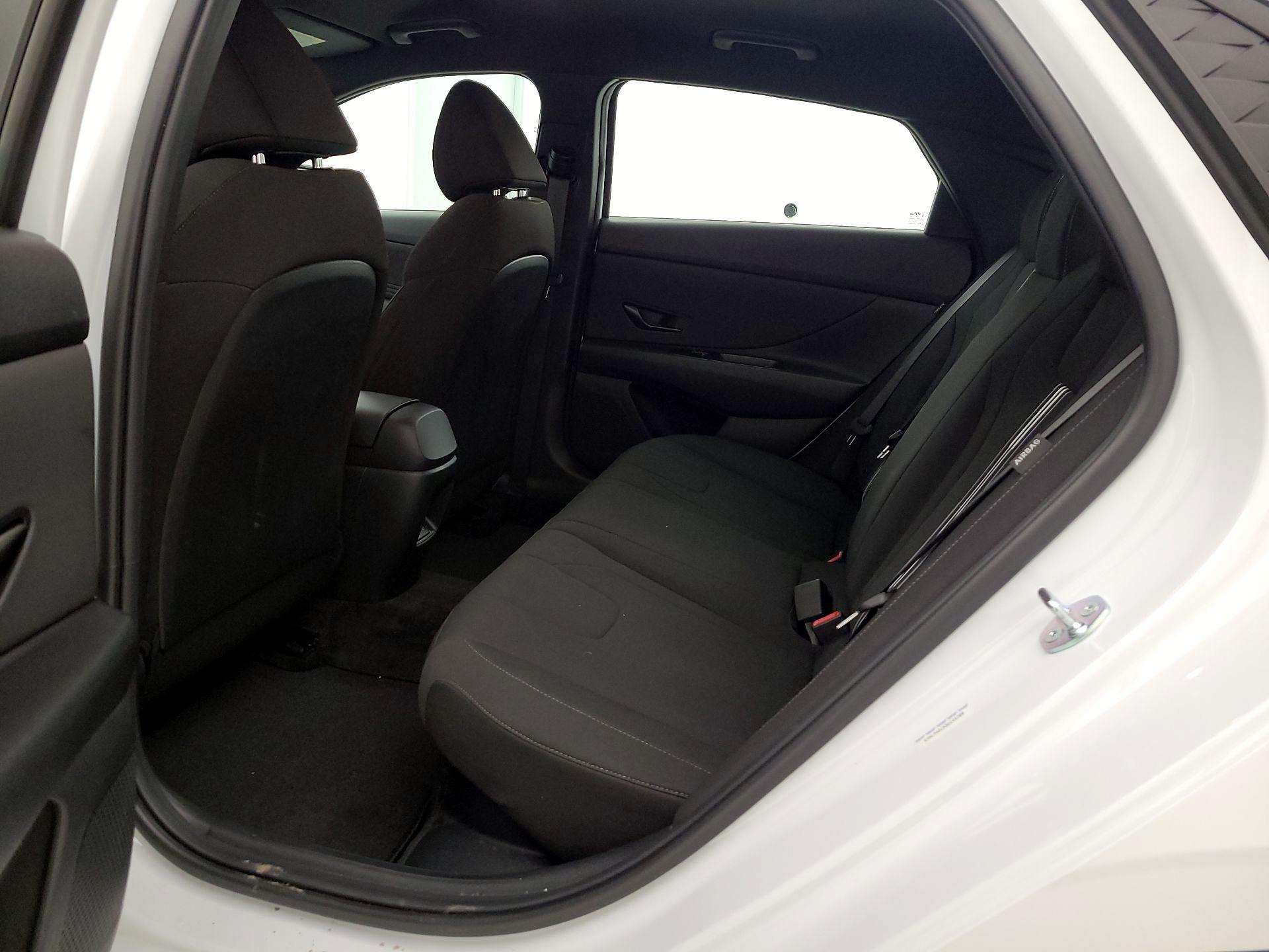 Thumbnail: 2025 Hyundai Elantra - 20