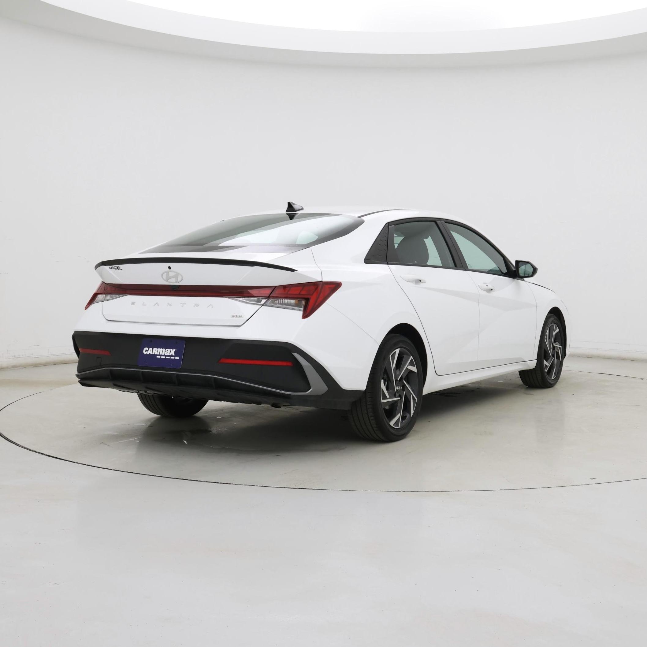 Thumbnail: 2025 Hyundai Elantra - 8